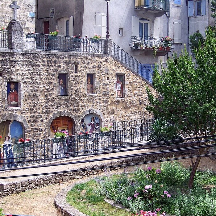 Photo de Église Saint-Pierre de Joyeuse