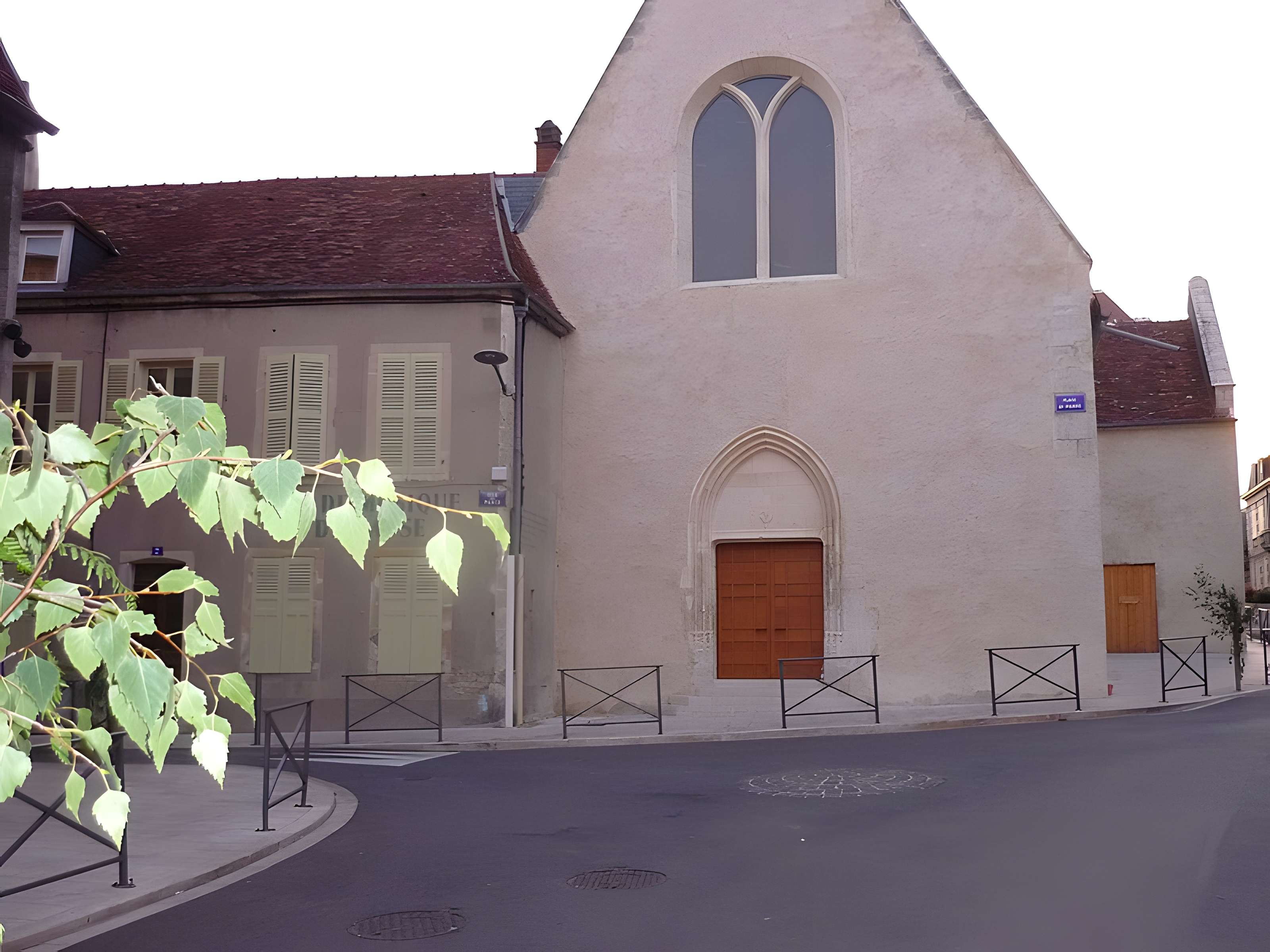 Église Saint-Pierre de La Charité-sur-Loire