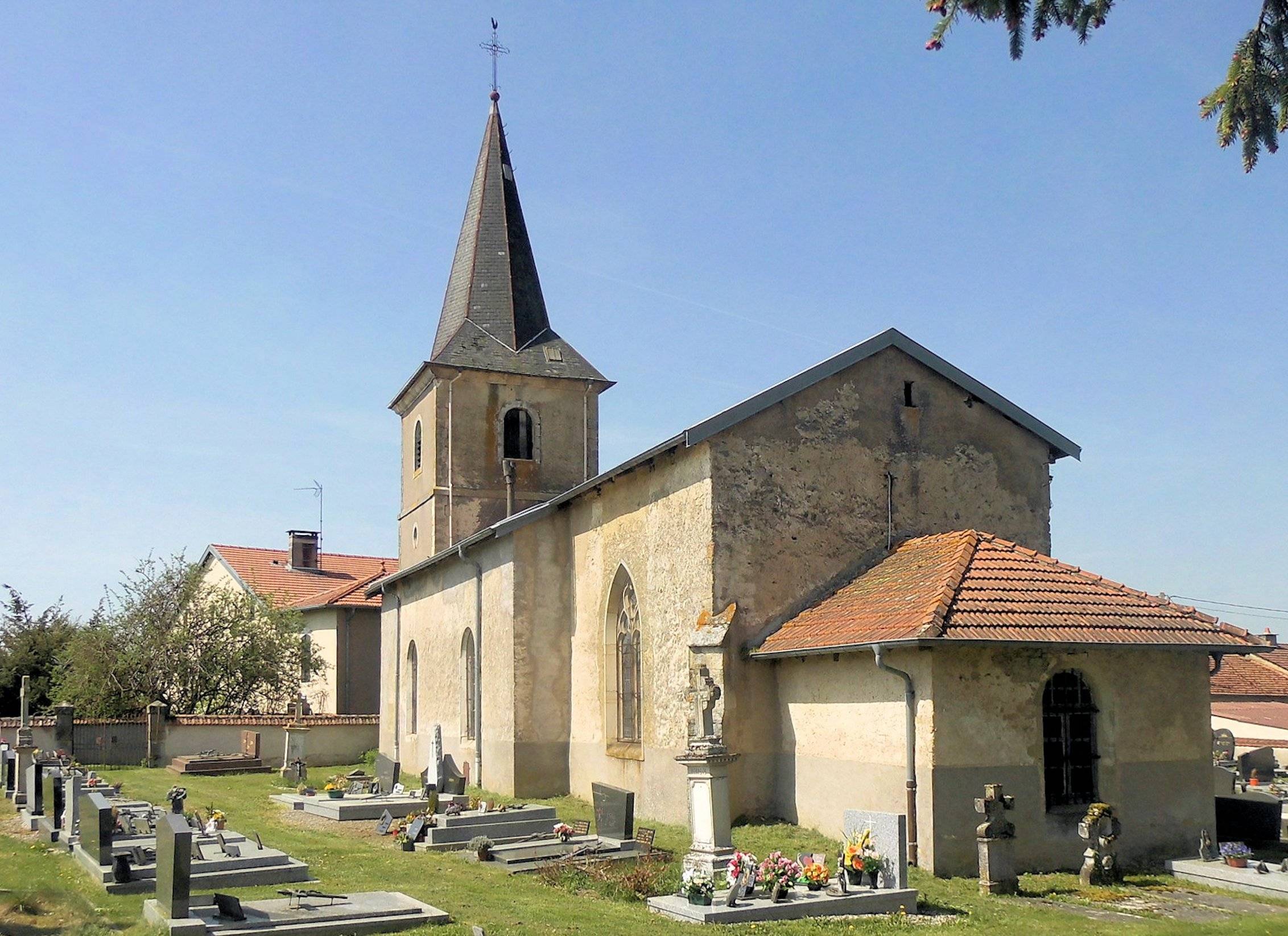 Photo de 塔因维尔圣雷米教堂