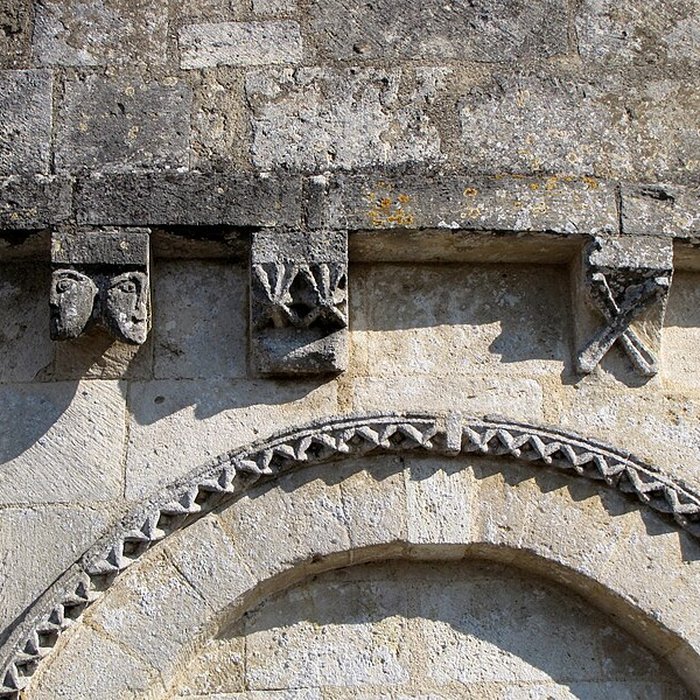 Photo de Église Saint-Pierre de La Lande-de-Fronsac