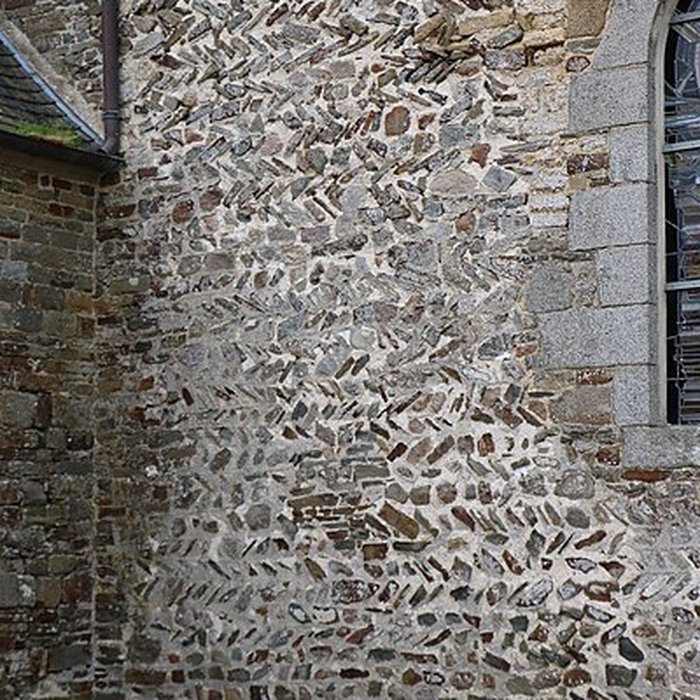Photo de Église Saint-Pierre de Landelles-et-Coupigny