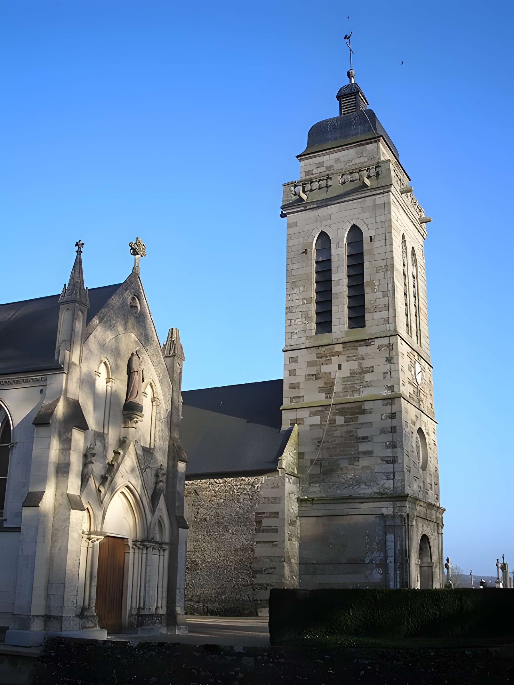 Église Saint-Pierre de Landelles-et-Coupigny 