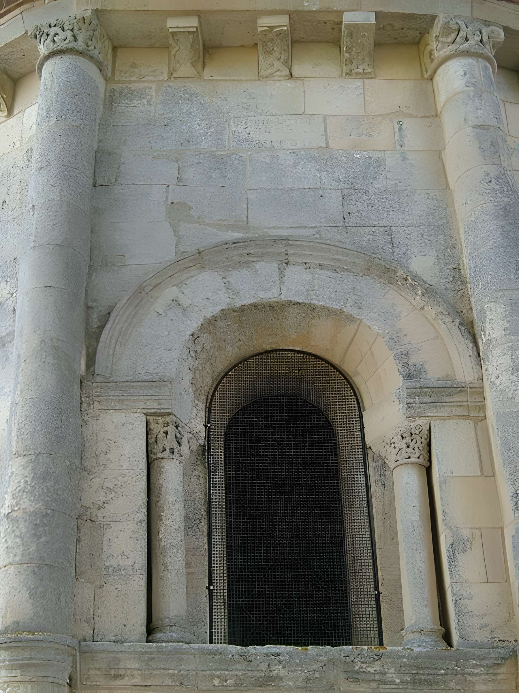 Église Saint-Pierre de Lansac