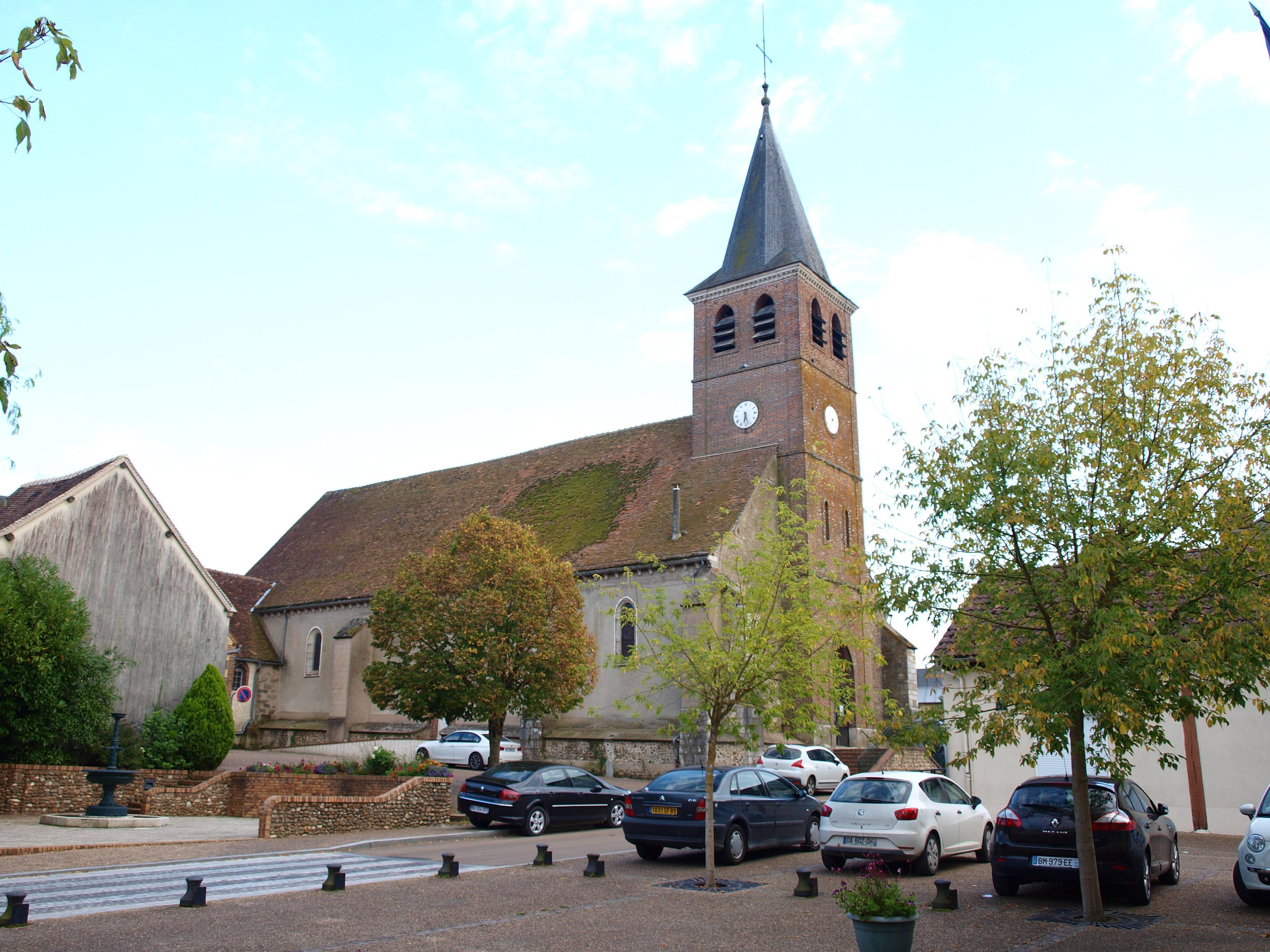 Photo de Iglesia de Saint Colombe de Champignelles