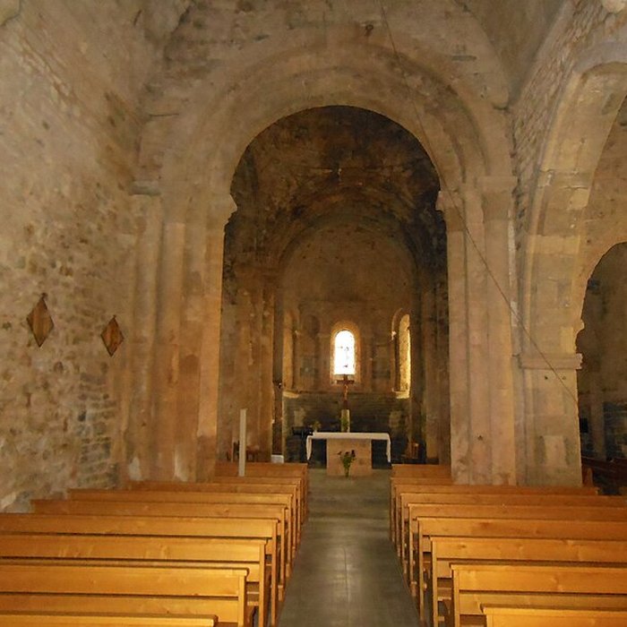 Photo de Église Saint-Pierre de Lanuéjols
