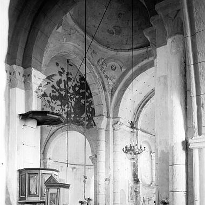 Photo de Église Saint-Pierre de Lanuéjols