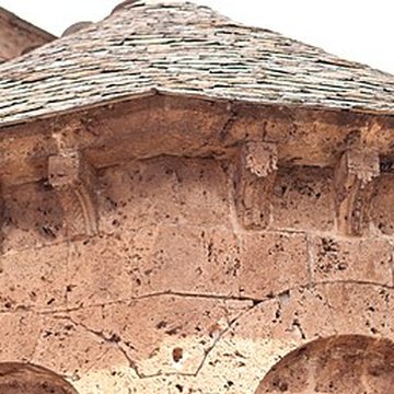 Église Saint-Pierre de Lanuéjols