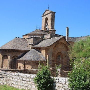Église Saint-Pierre de Lanuéjols