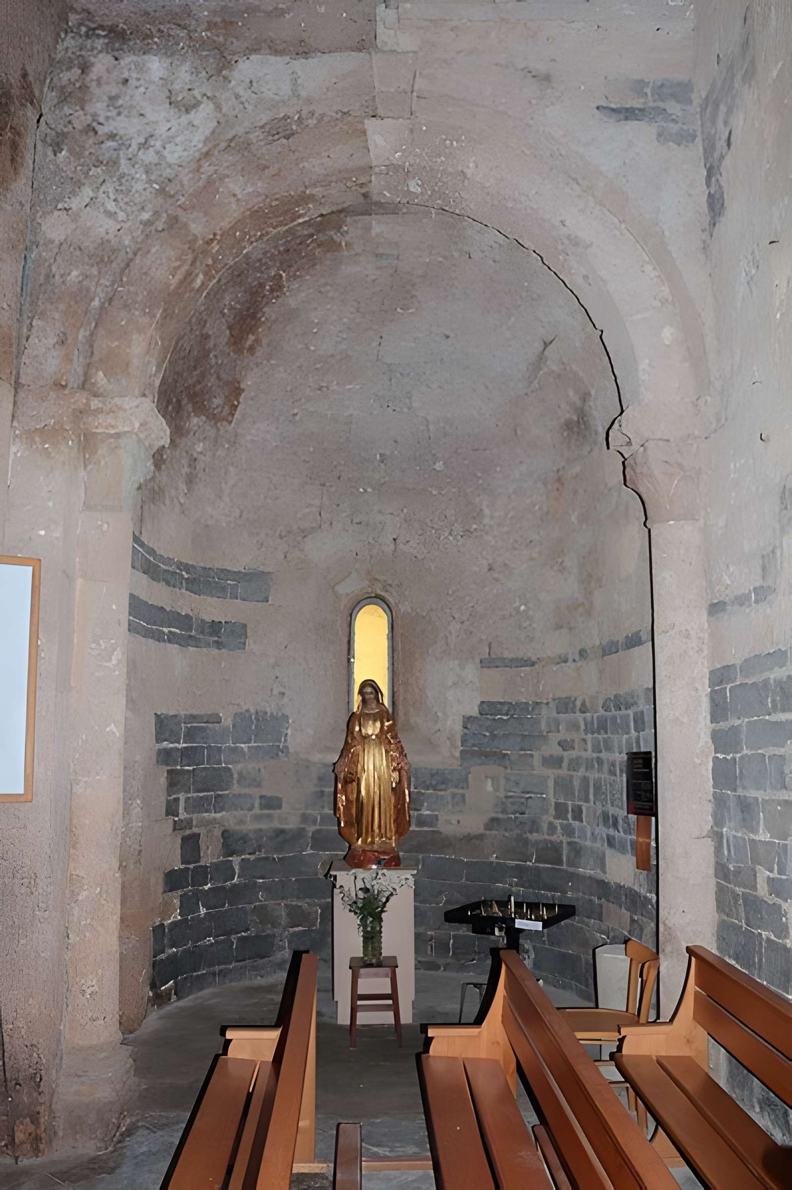 Église Saint-Pierre de Lanuéjols