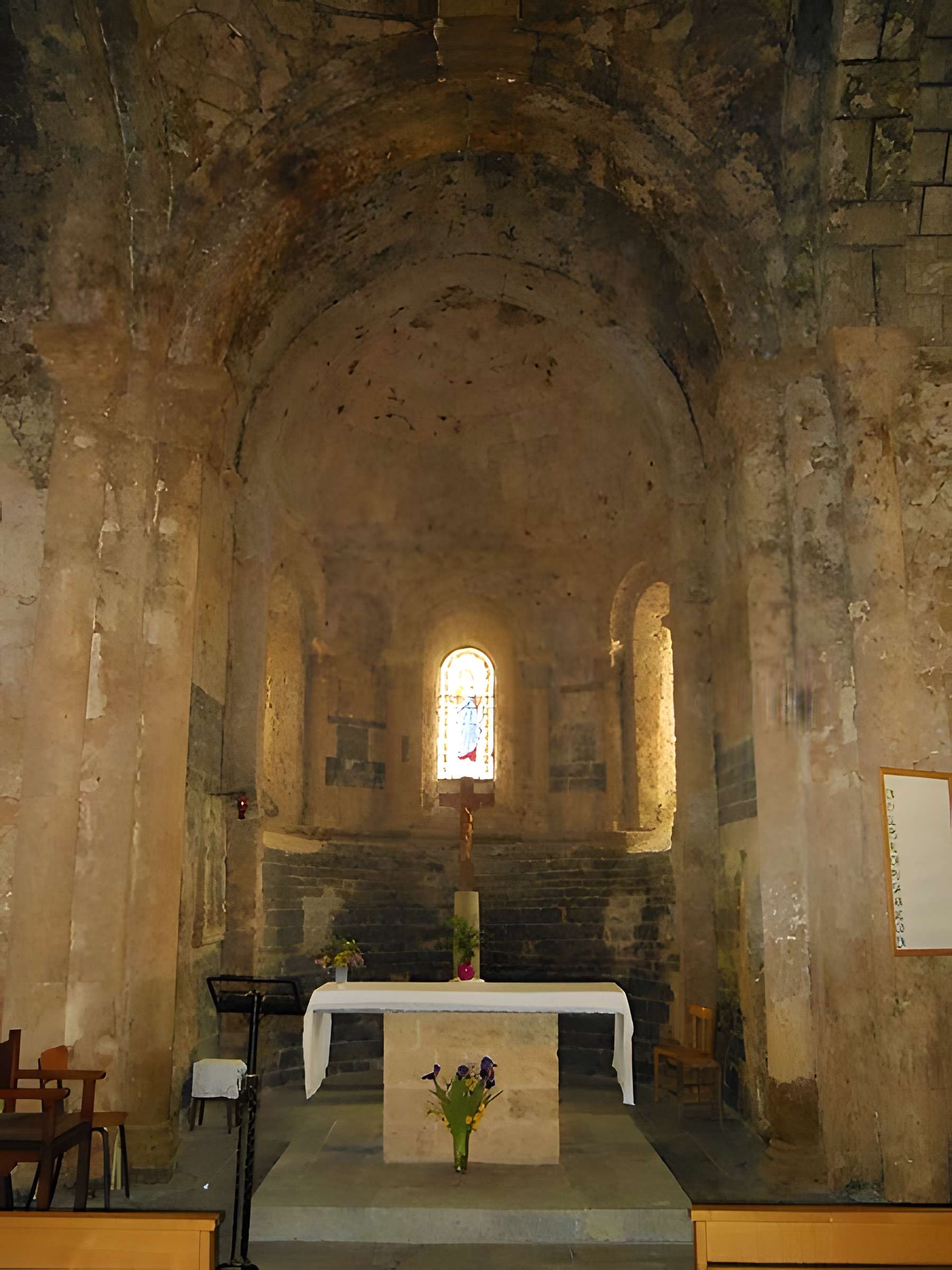 Église Saint-Pierre de Lanuéjols