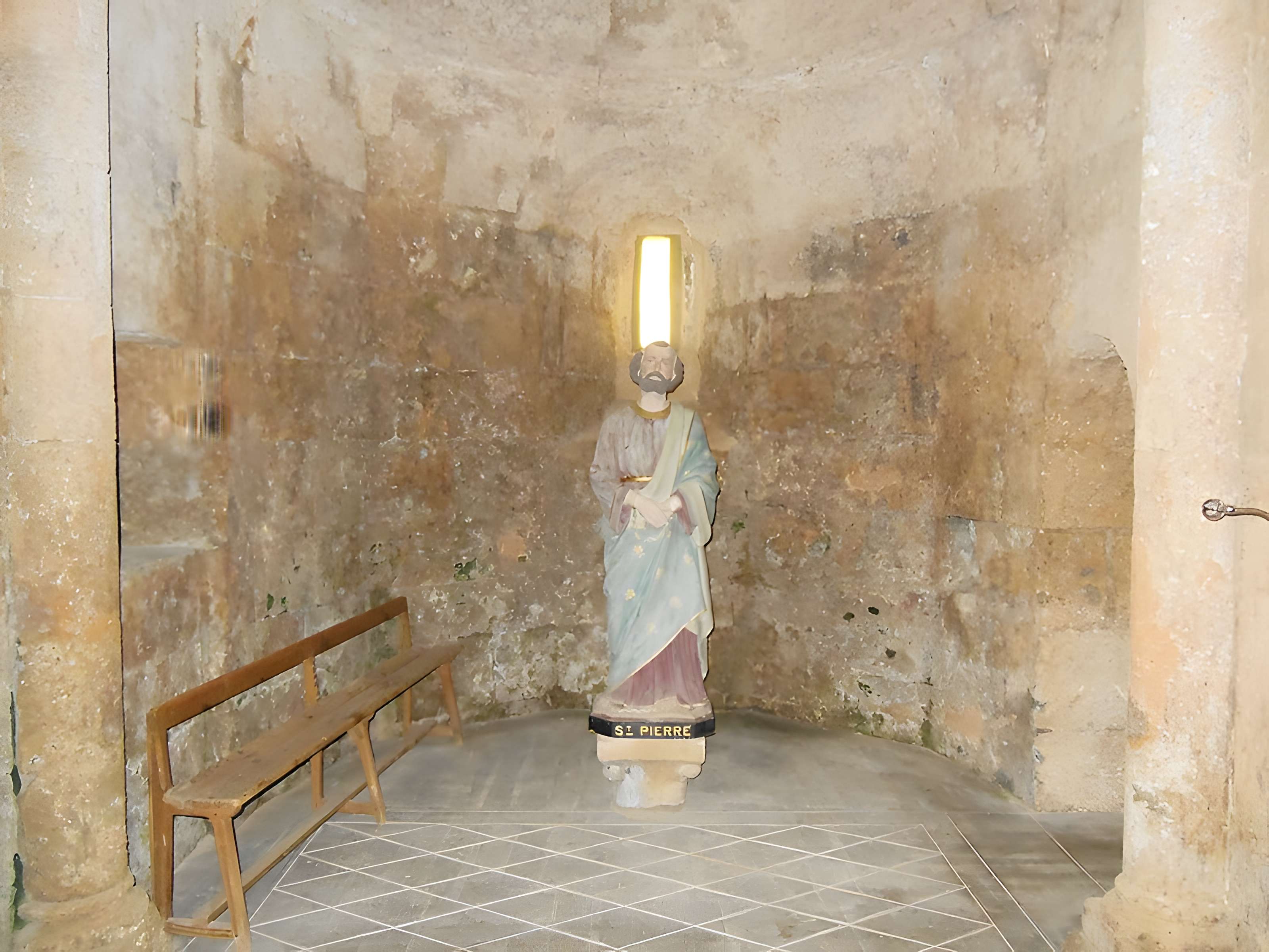 Église Saint-Pierre de Lanuéjols