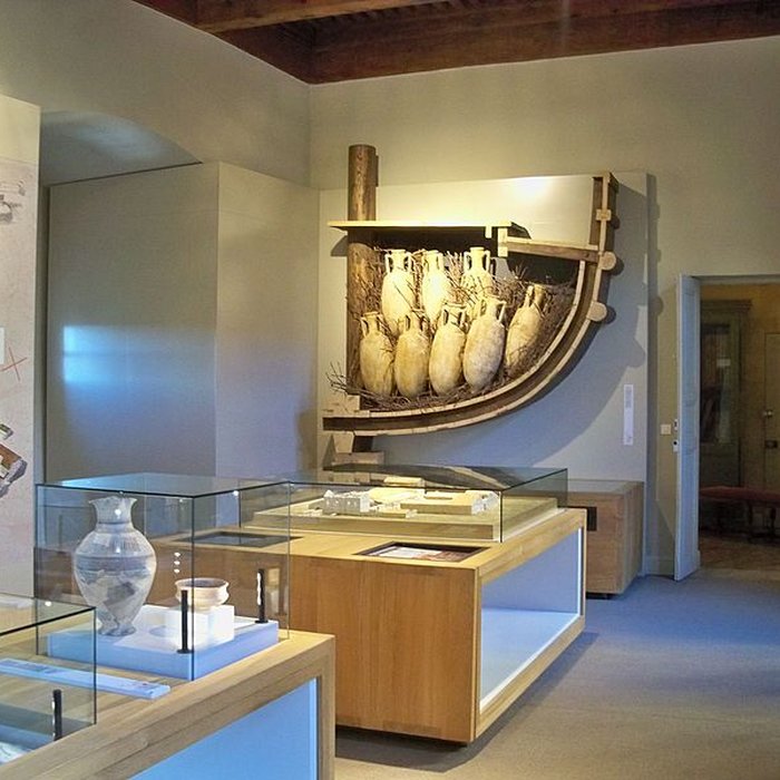 Photo de Château de Suze-la-Rousse