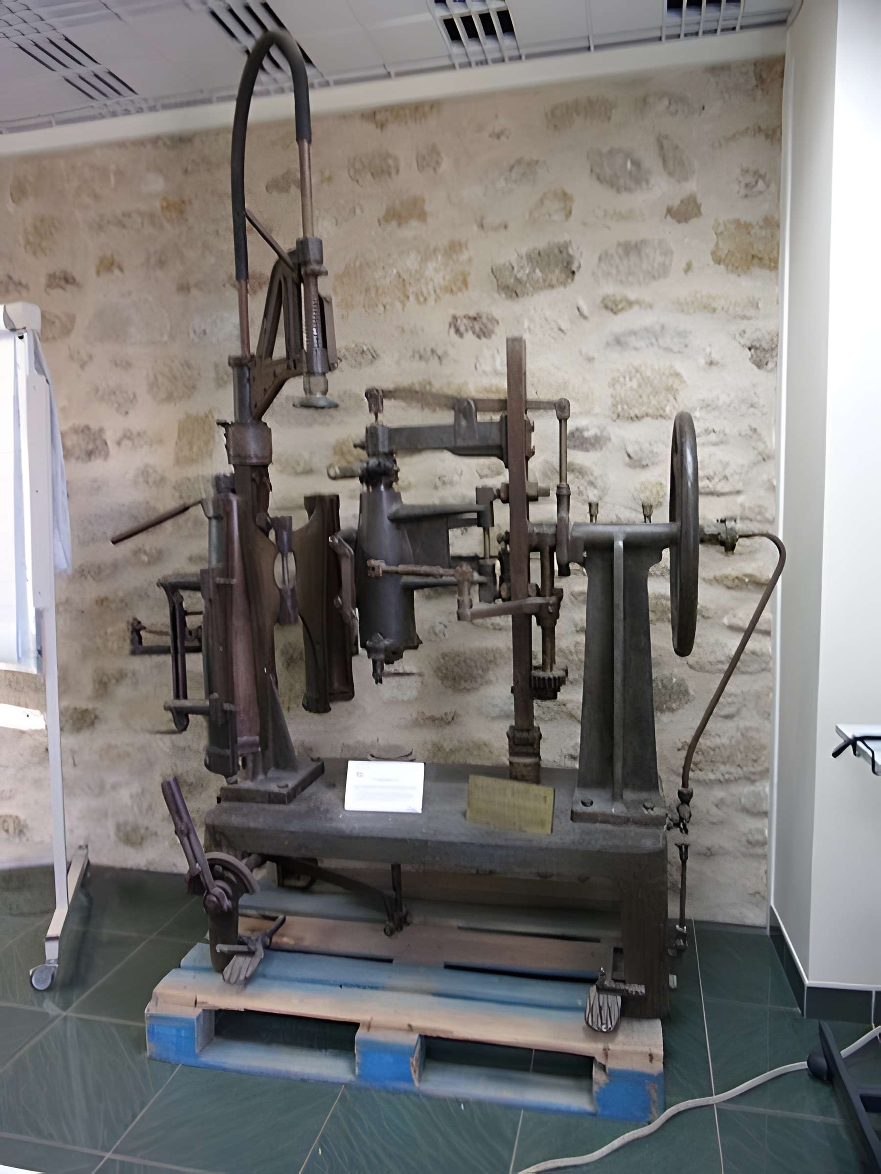 Château de Suze-la-Rousse