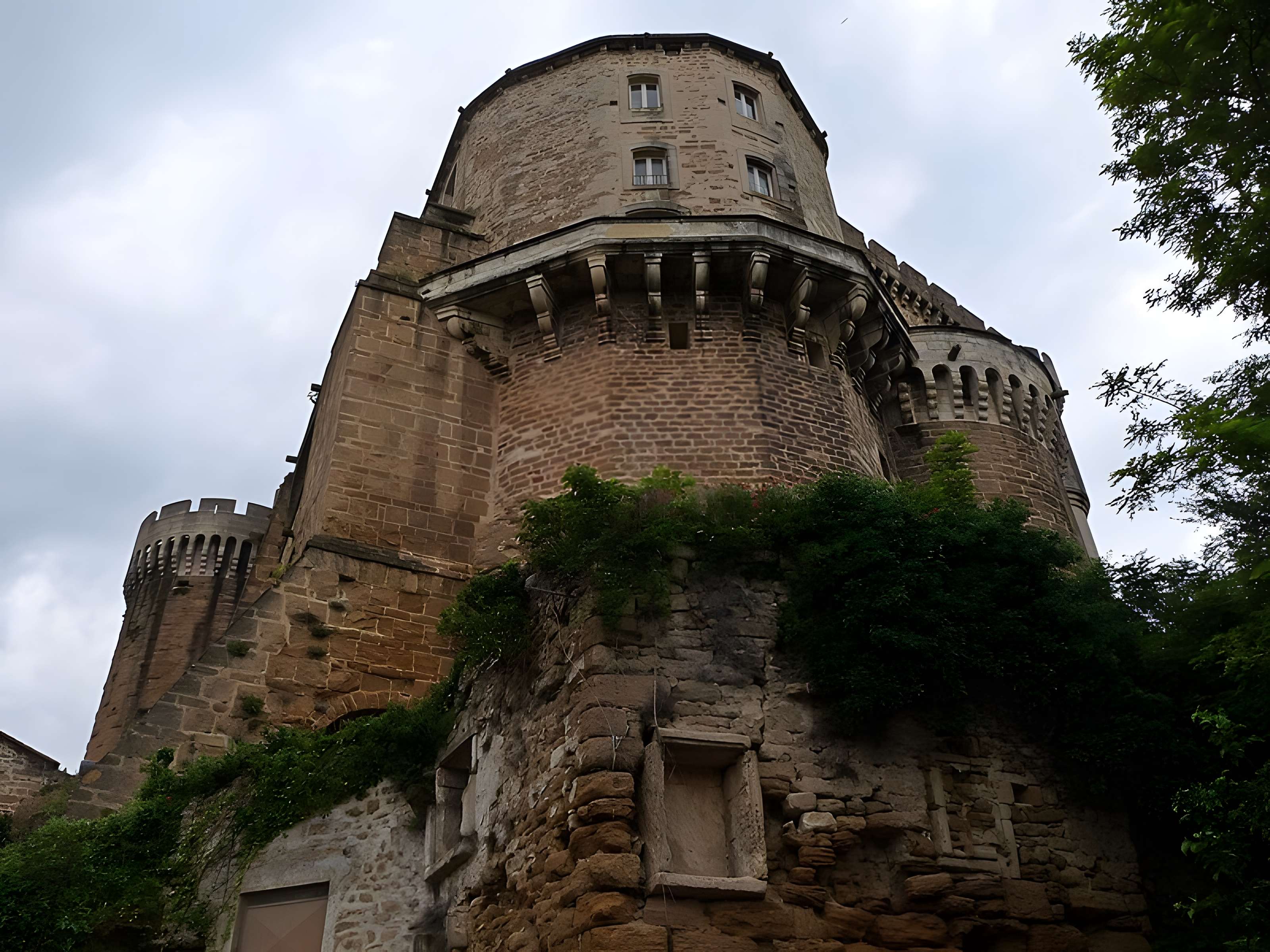 Château de Suze-la-Rousse