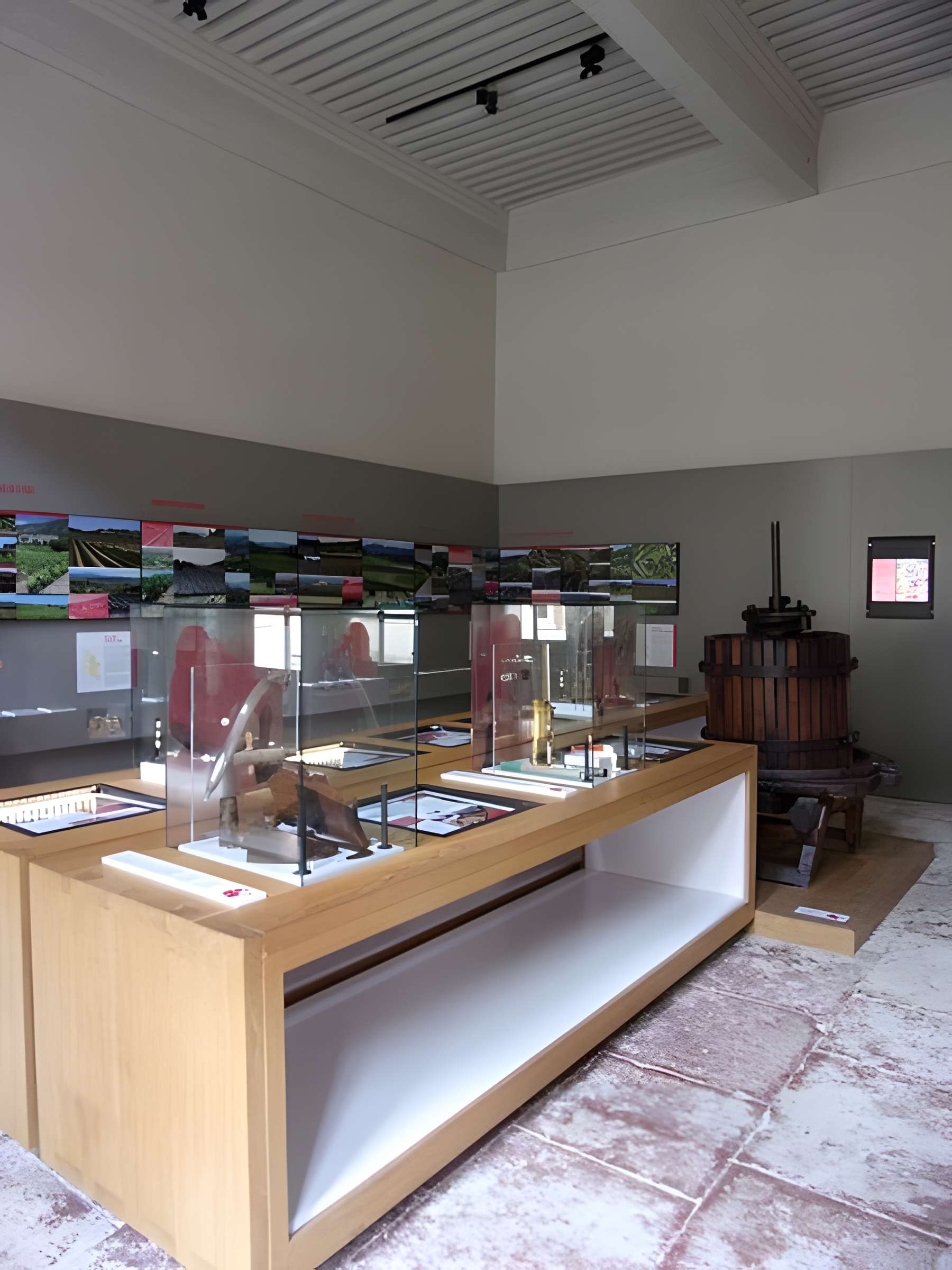 Château de Suze-la-Rousse