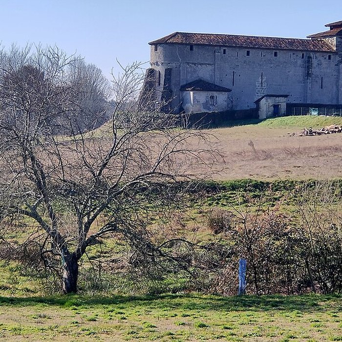 Photo de Église Saint-Pierre de Lesgor