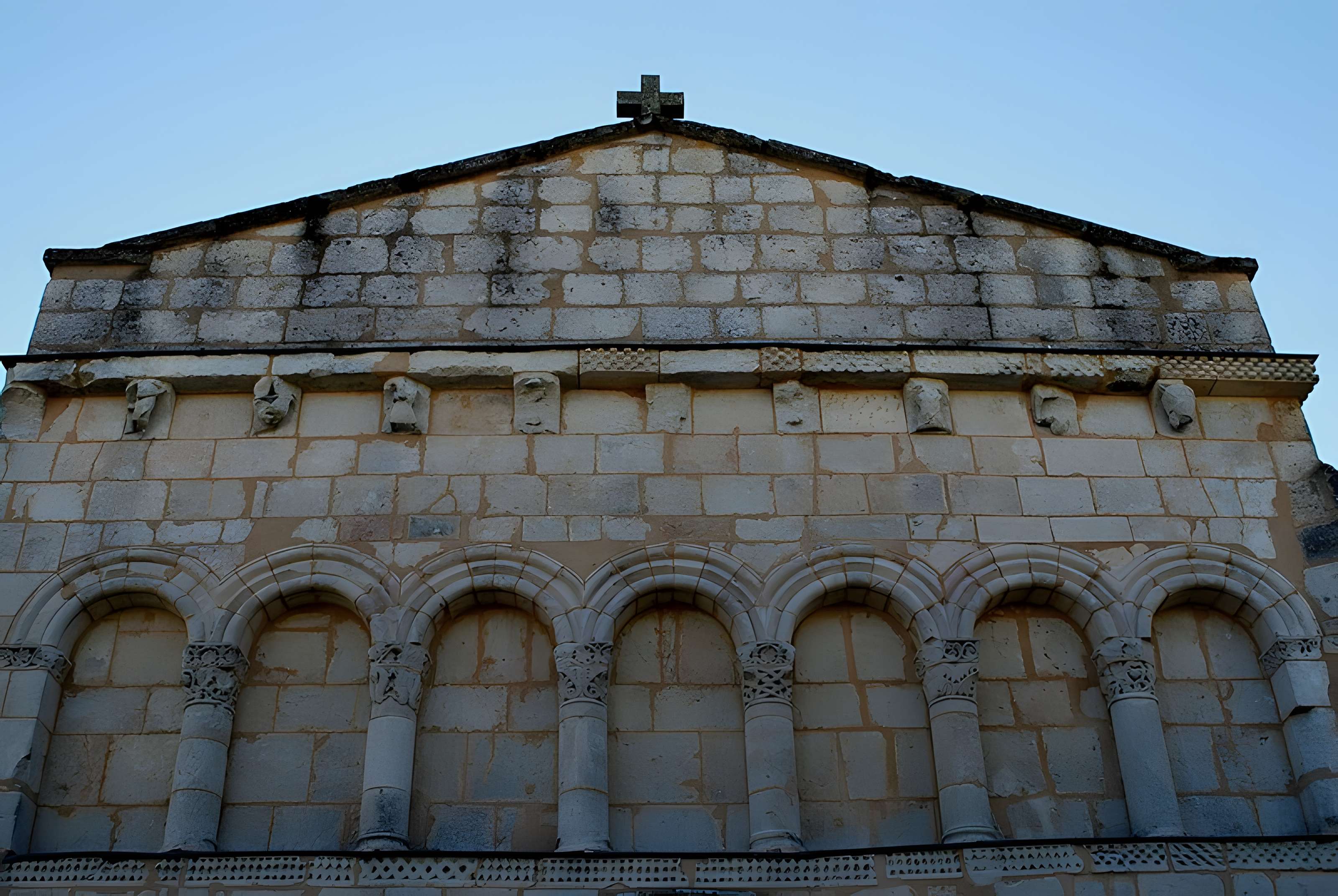 Église Saint-Pierre de Lorignac
