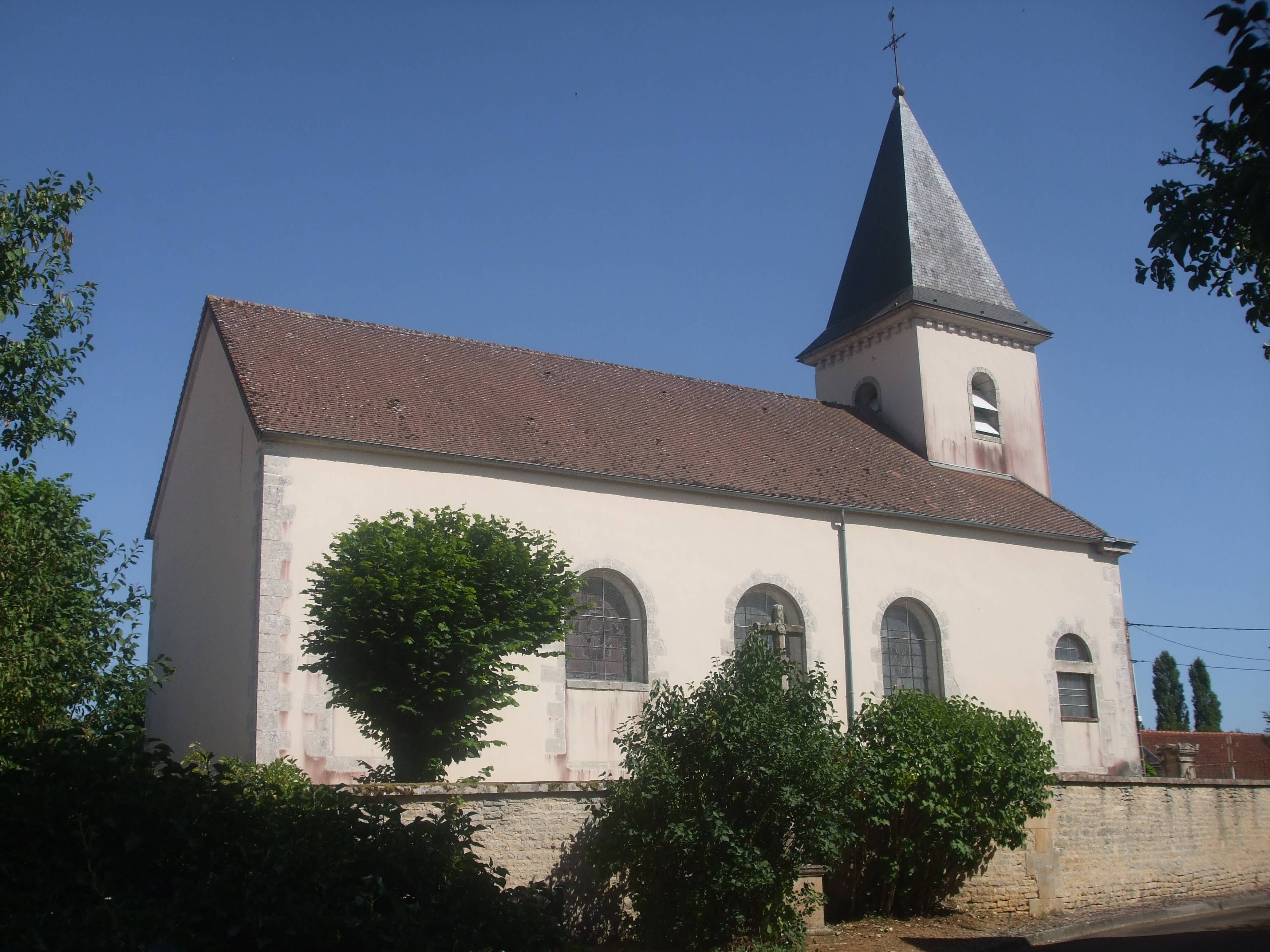 Photo de Kerk van Onze-Lieve-Vrouw van de Aanname van Juli