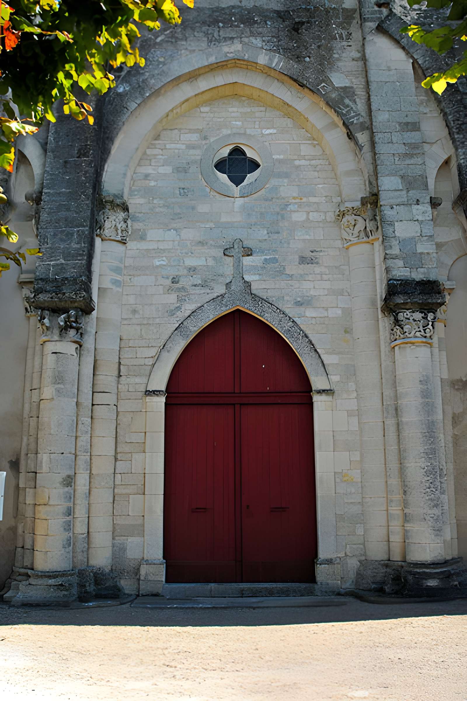 Église Saint-Pierre de Marestay de Matha
