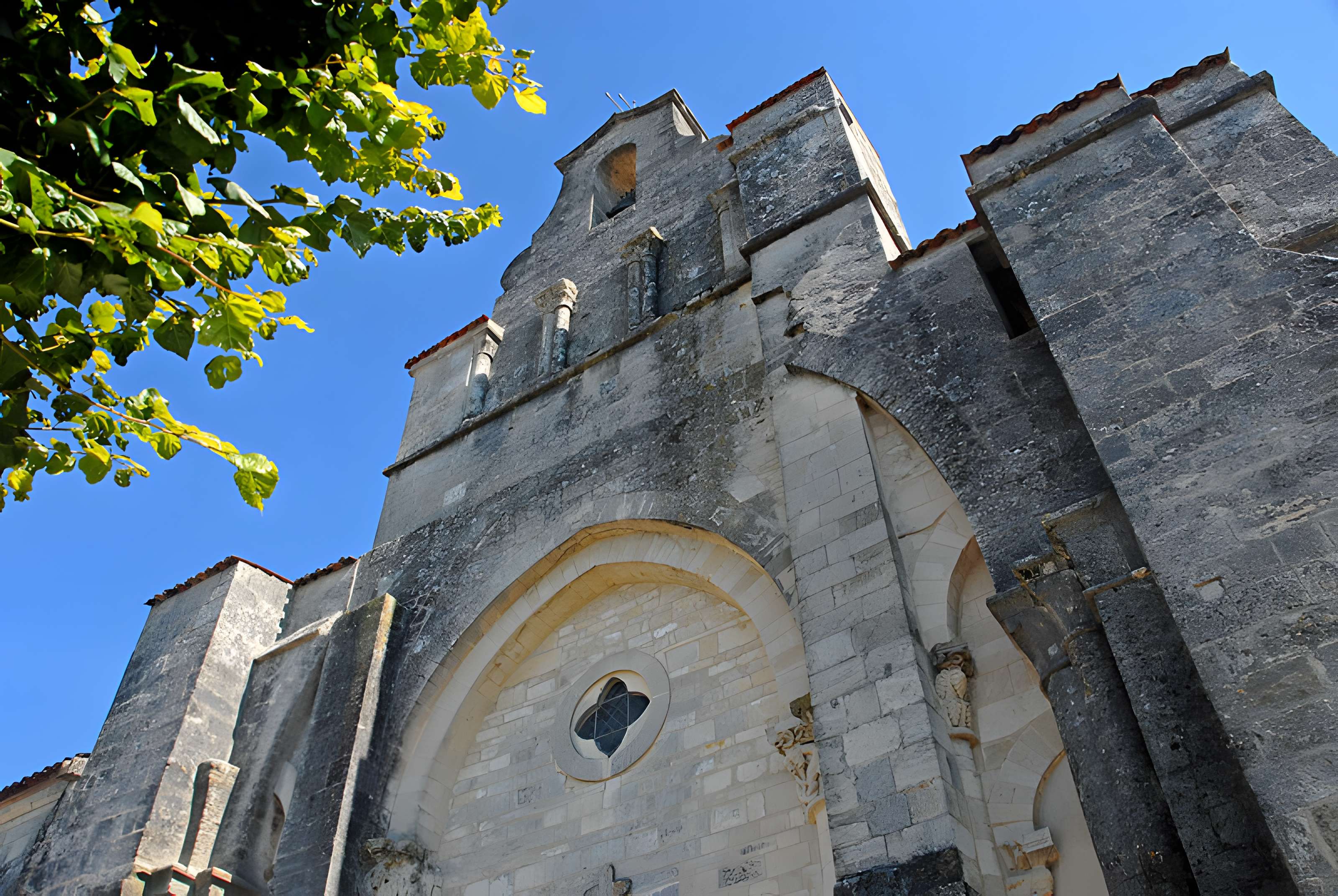 Église Saint-Pierre de Marestay de Matha