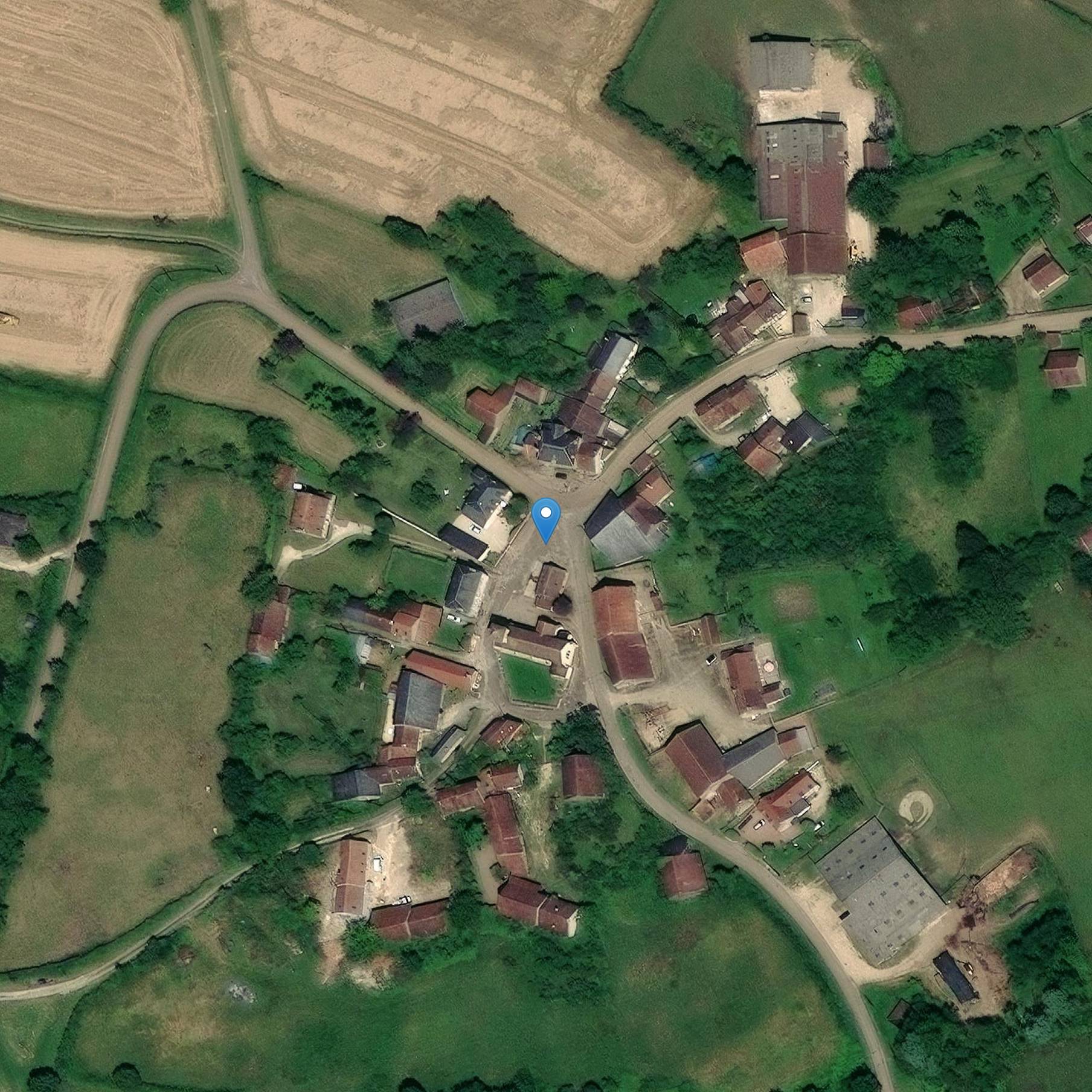 Photo de メナードの聖ニコラス教会