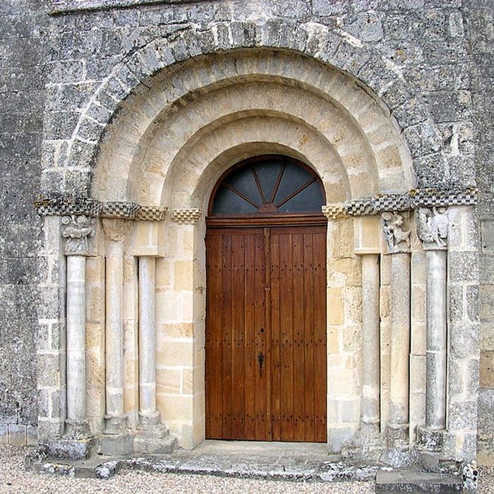Photo de Église Saint-Pierre de Martres