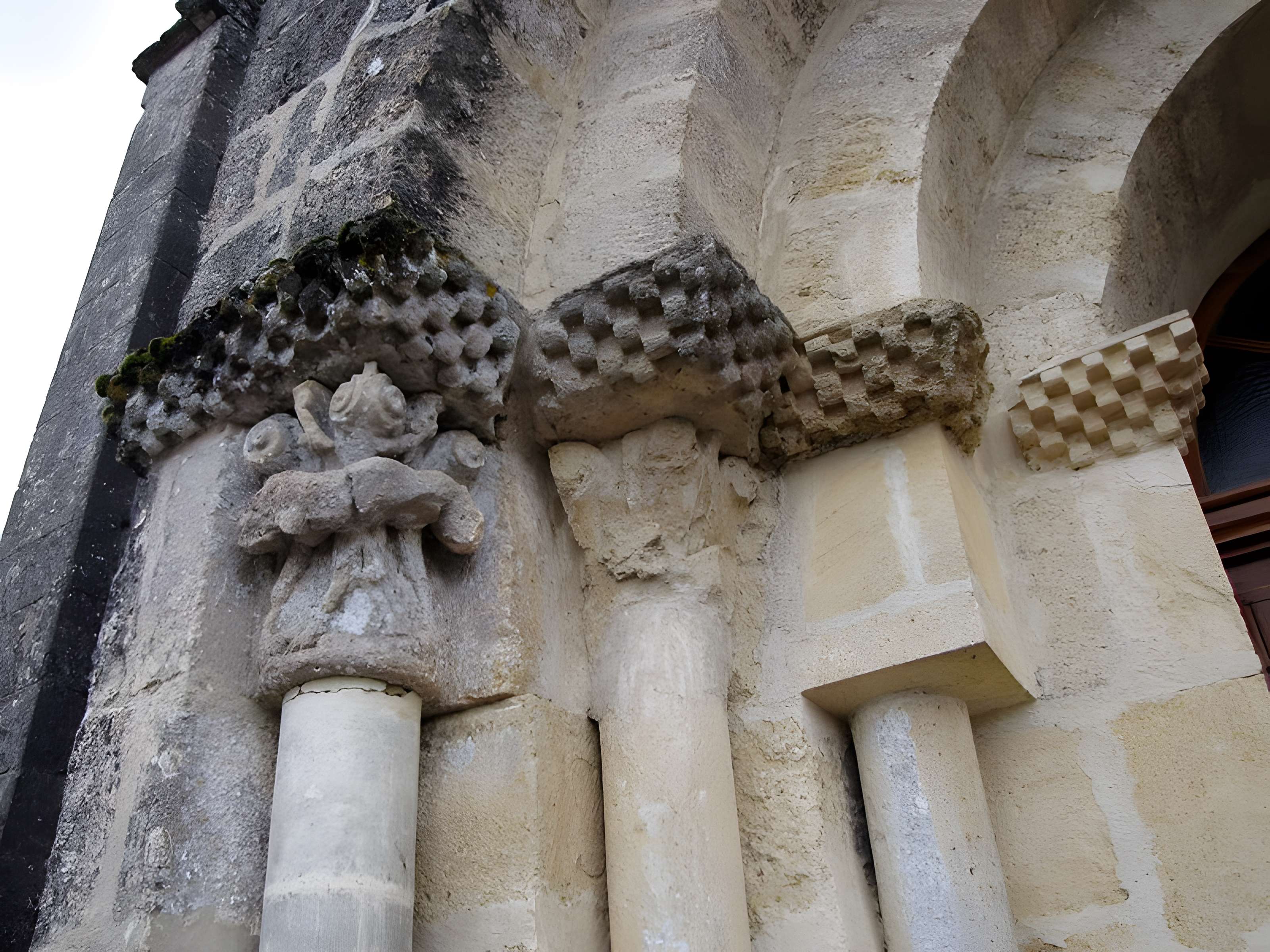 Église Saint-Pierre de Martres