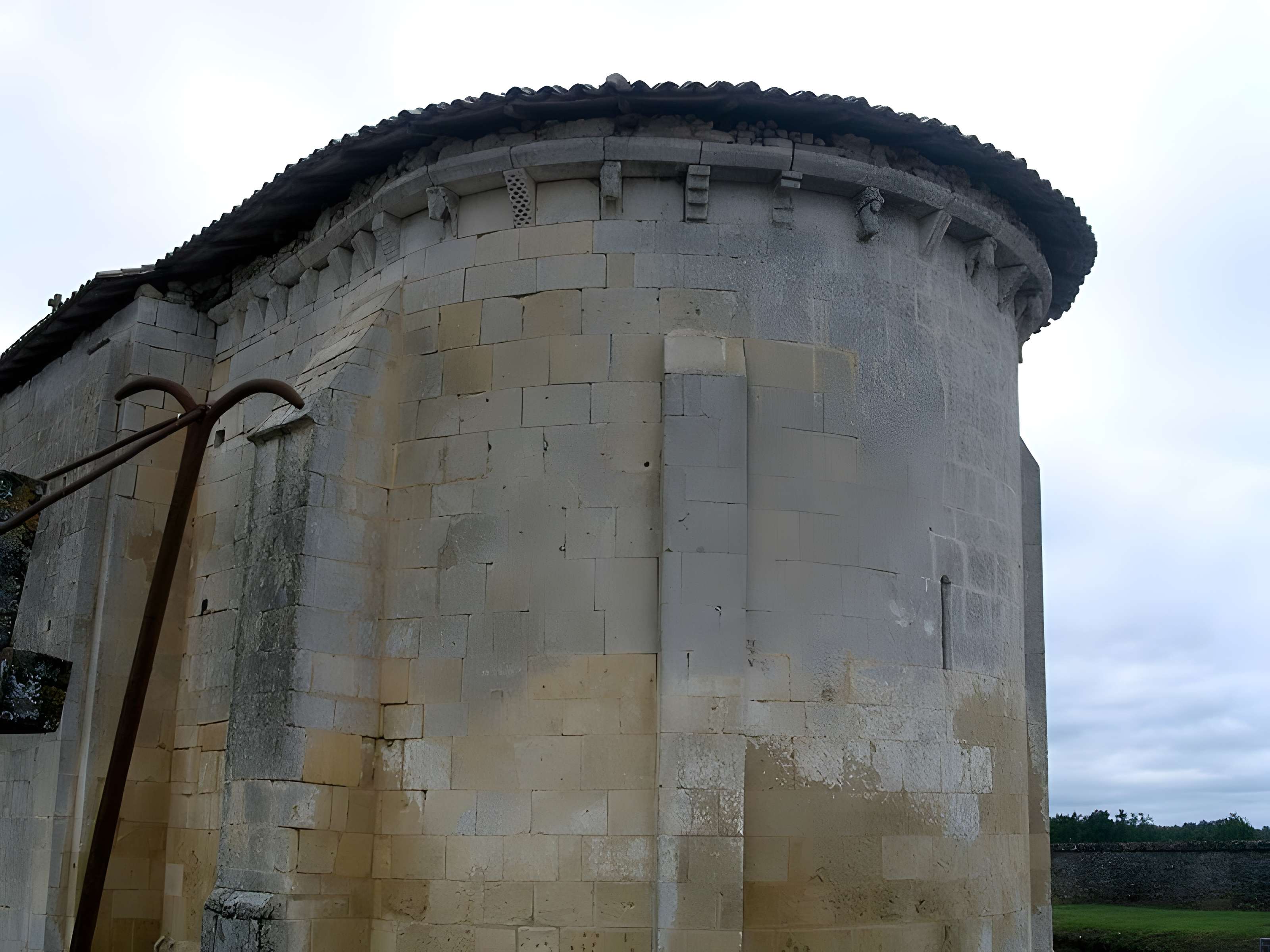 Église Saint-Pierre de Martres