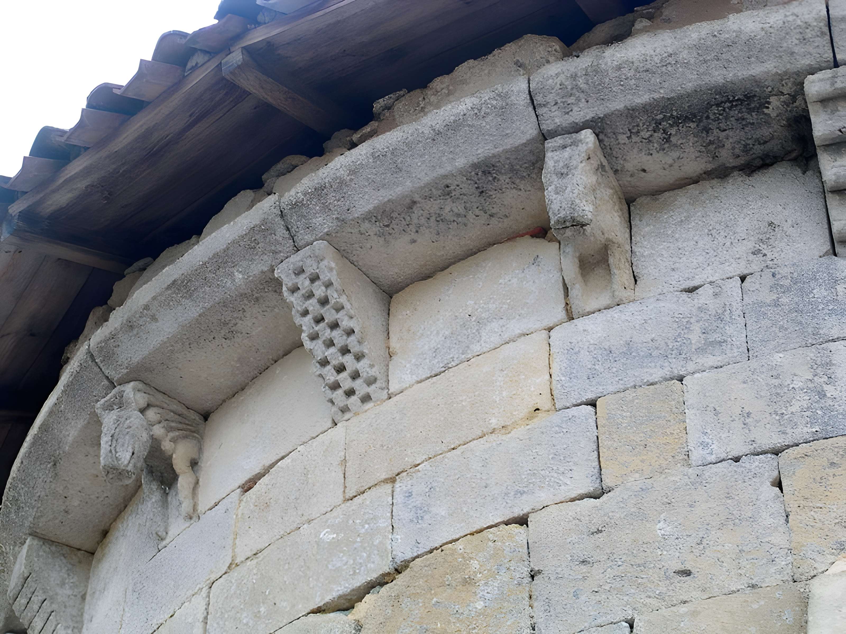 Église Saint-Pierre de Martres