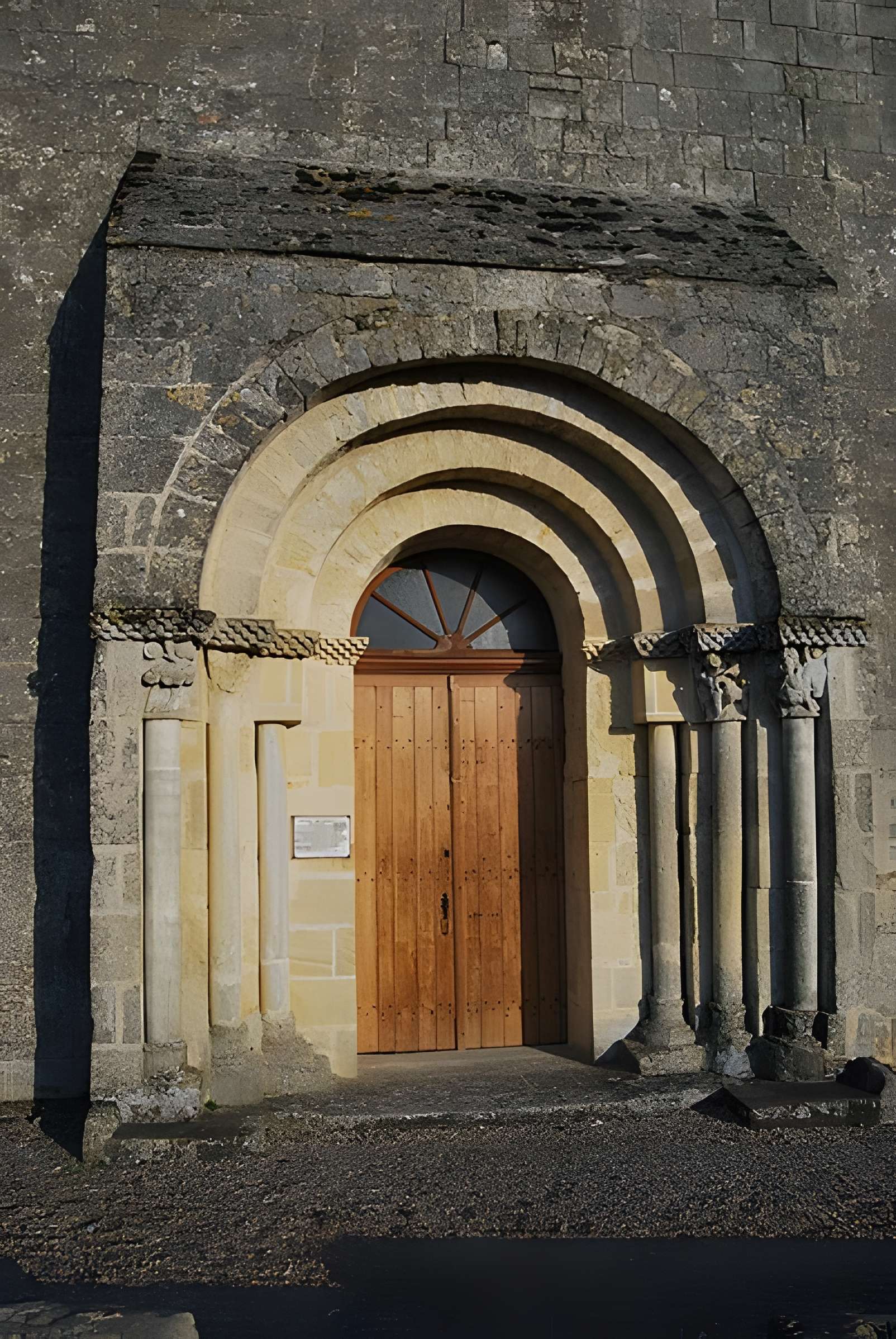 Église Saint-Pierre de Martres