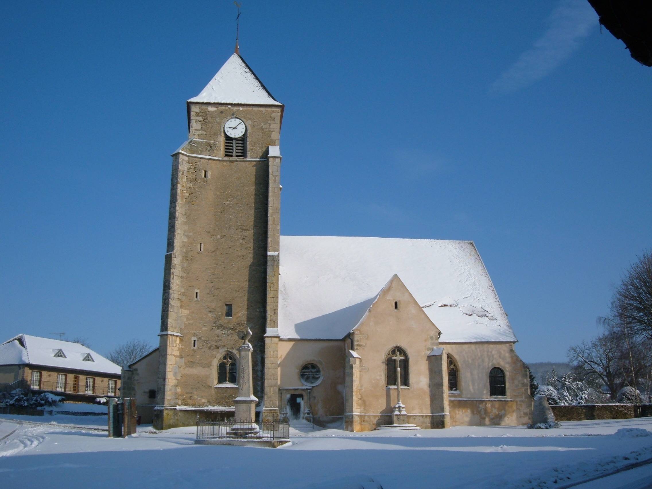 Photo de Iglesia Saint-Symphorian de Provency