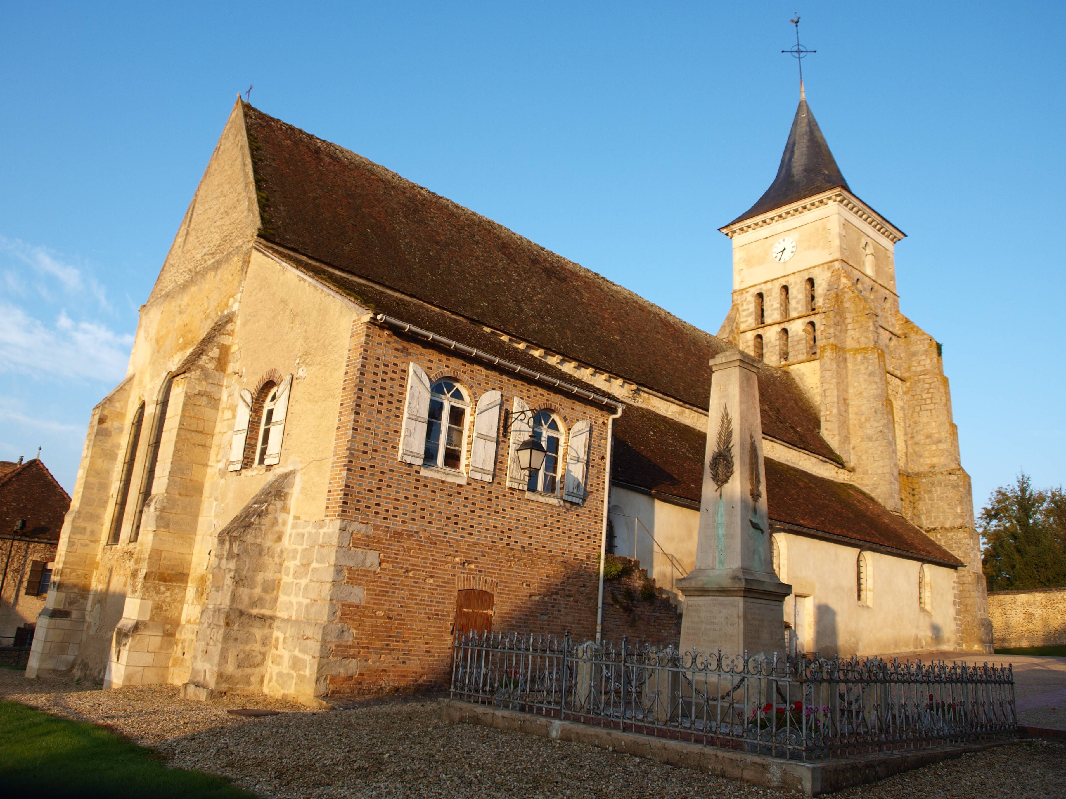 Photo de Chiesa di Santa Leon-II Precy-sur-Vrin