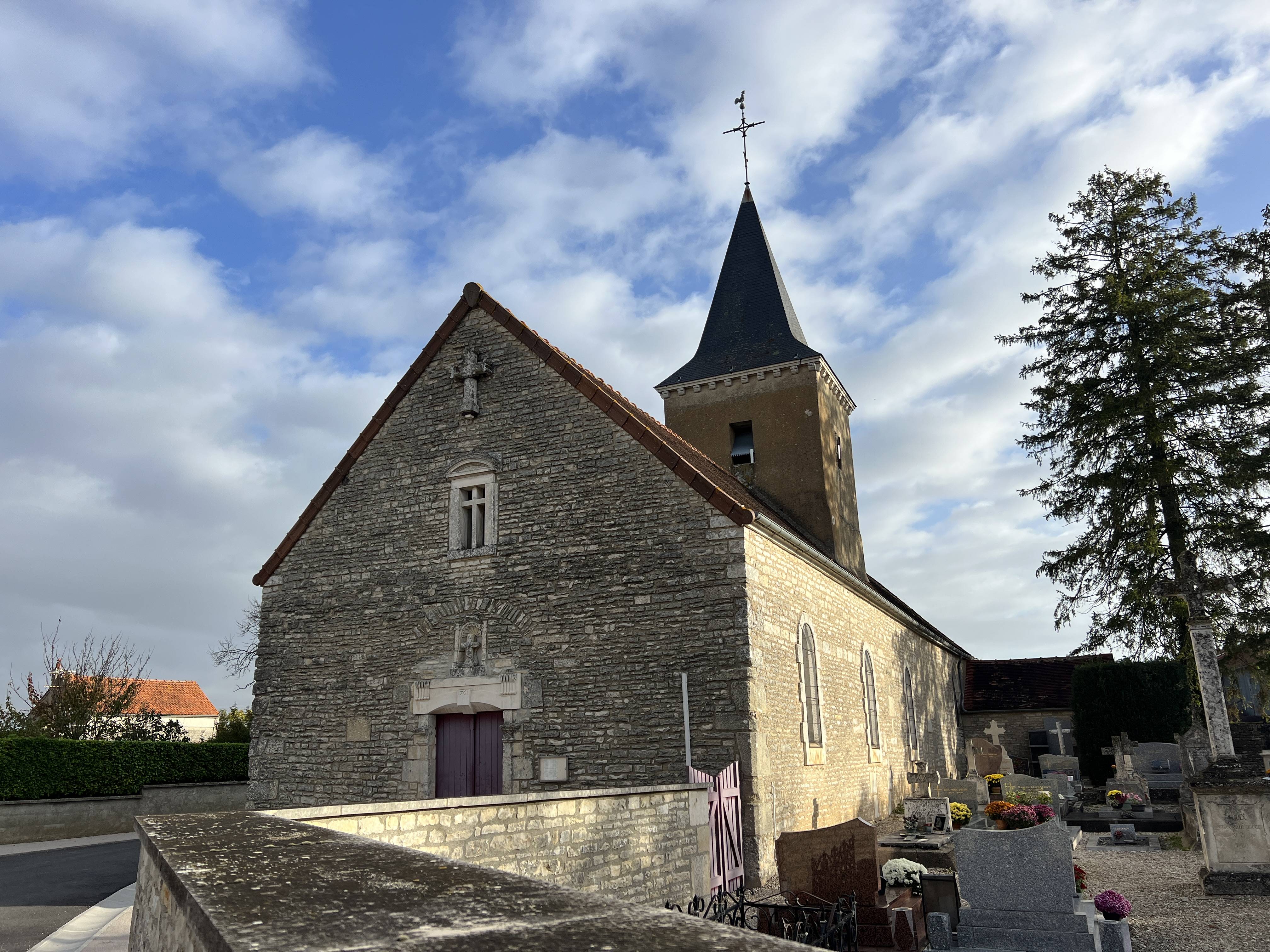 Photo de Église Saint-Pierre-ès-Liens de Sambourg