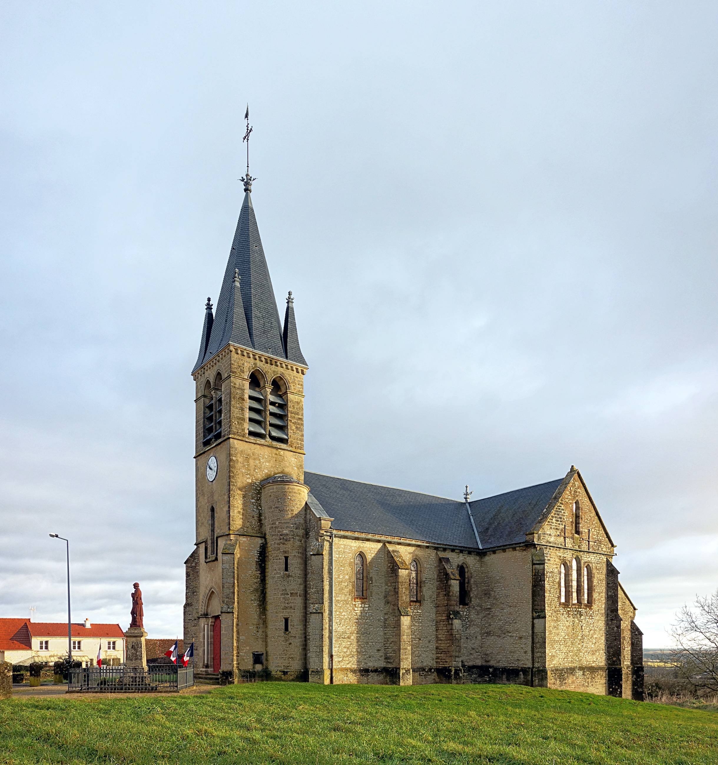 Photo de Église de l'Immaculée-Conception de Sennevoy-le-Haut