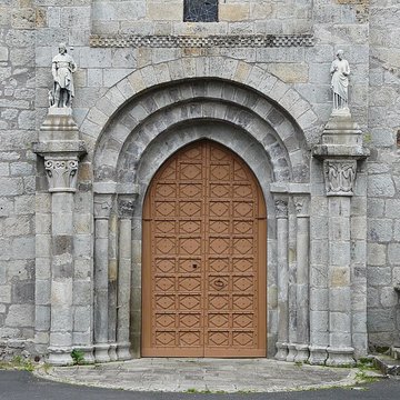 Église Saint-Pierre de Menet