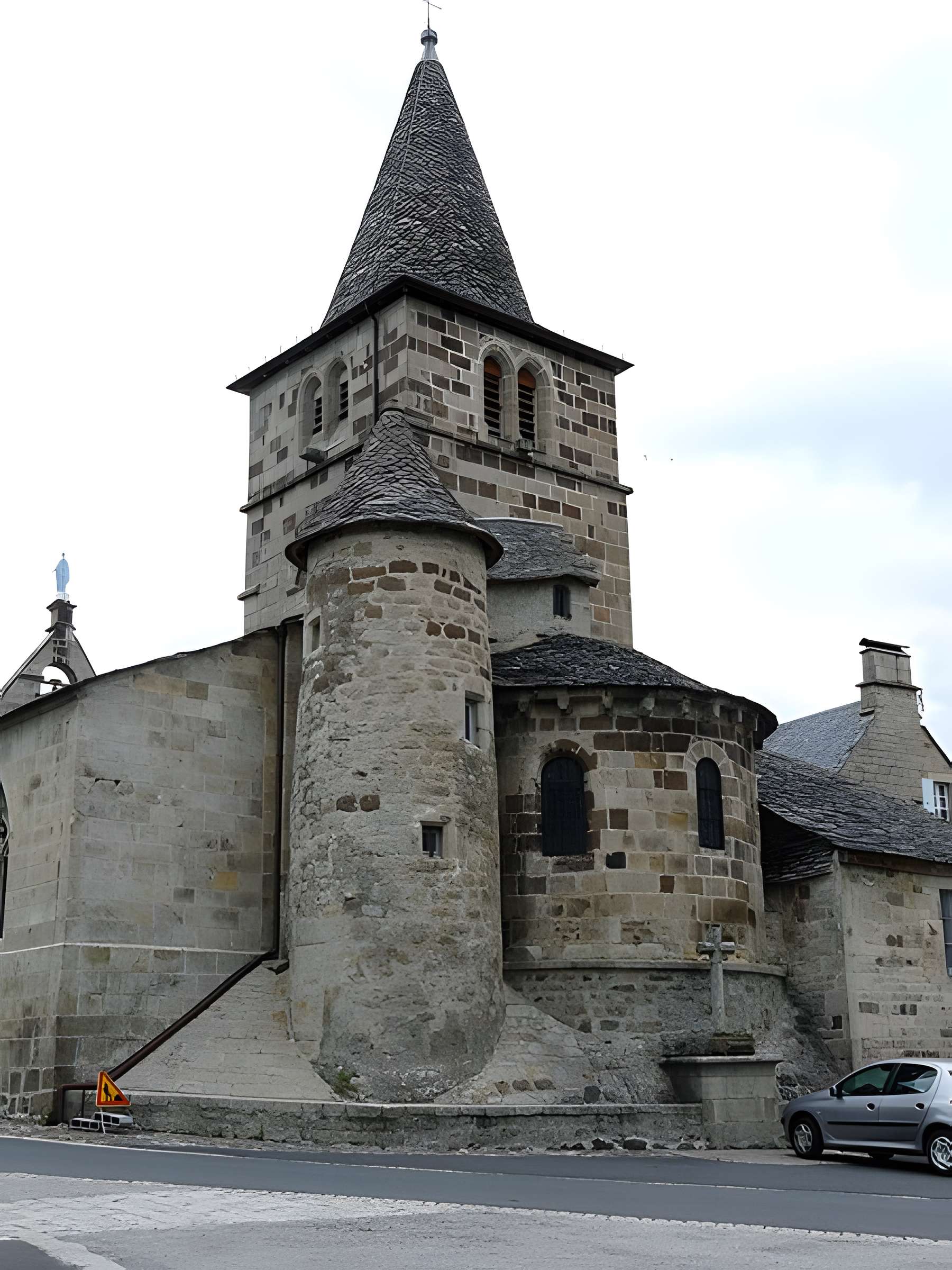 Église Saint-Pierre de Menet