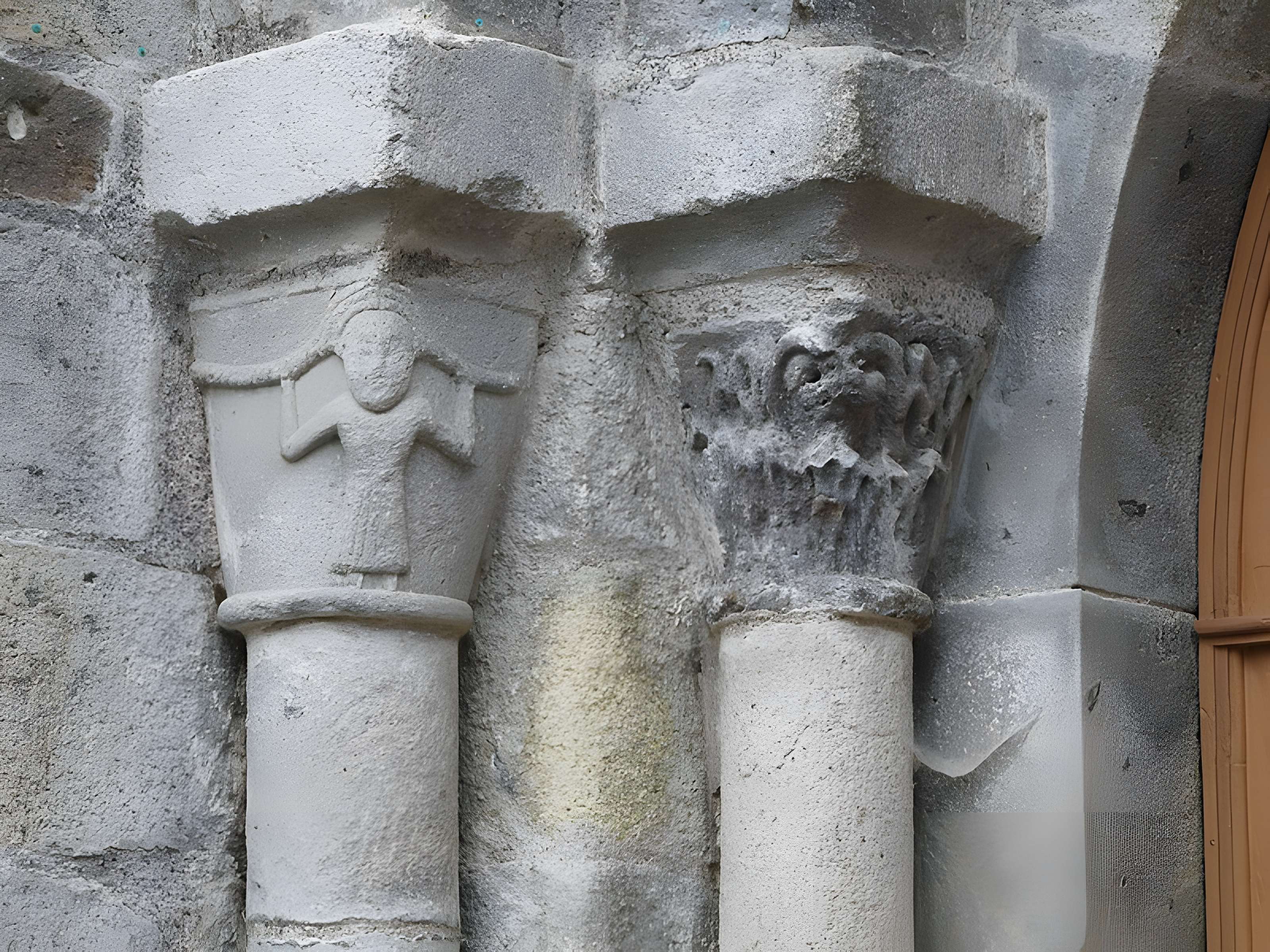 Église Saint-Pierre de Menet