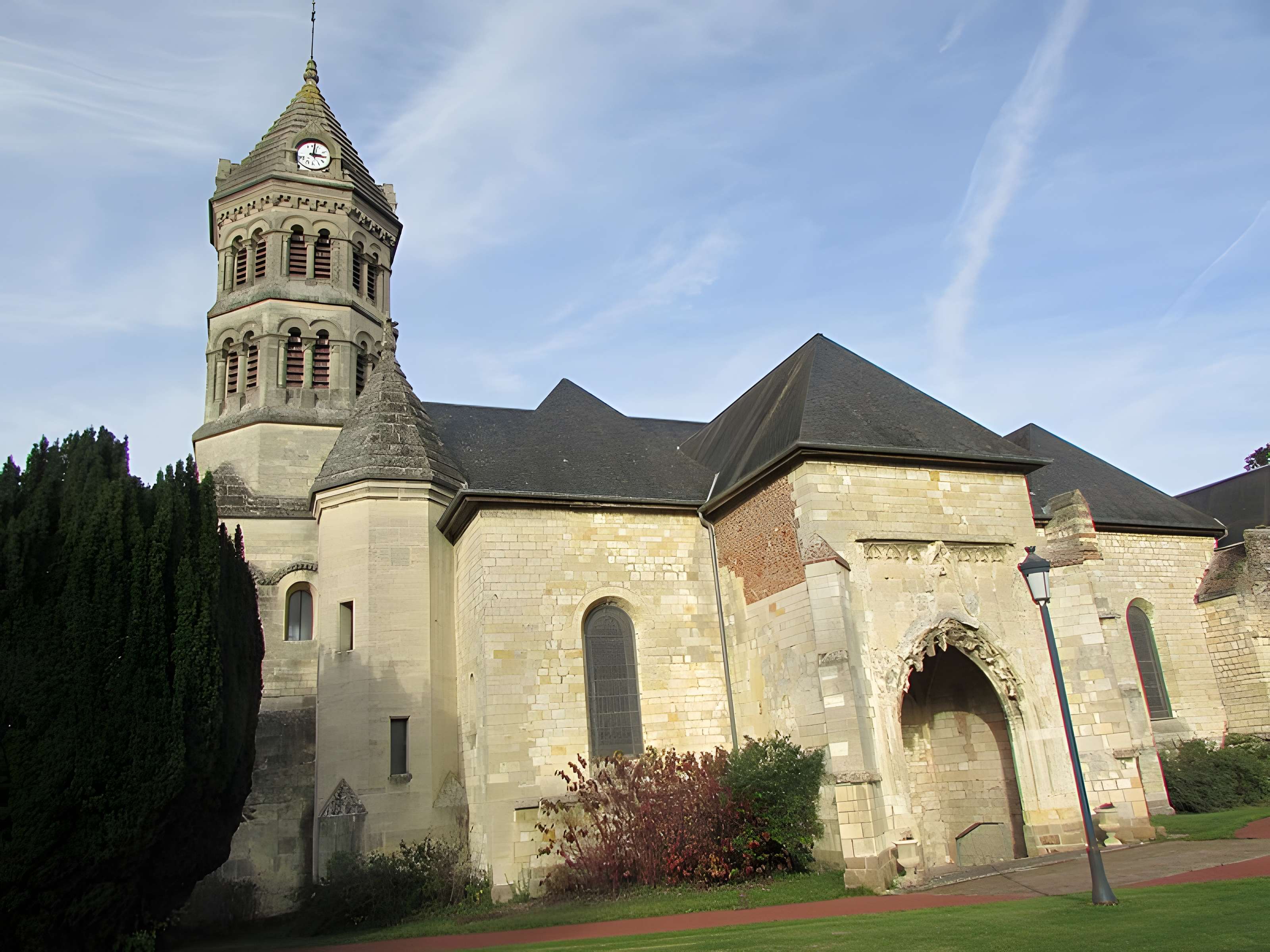 Église Saint-Pierre de Monchy-Lagache