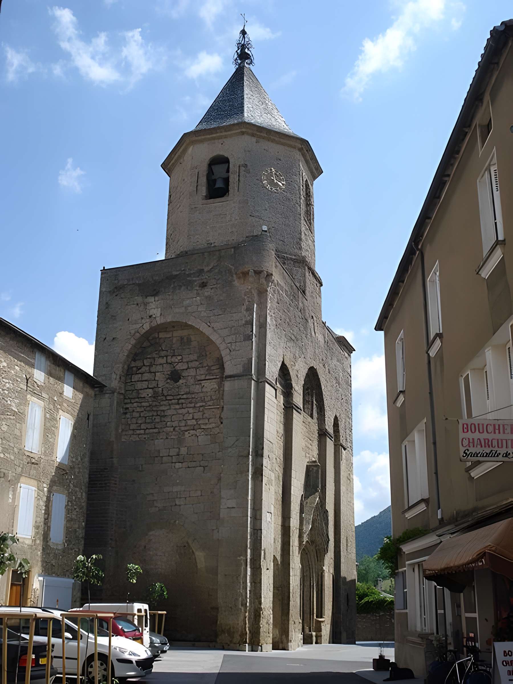 Église Saint-Pierre de Nant 