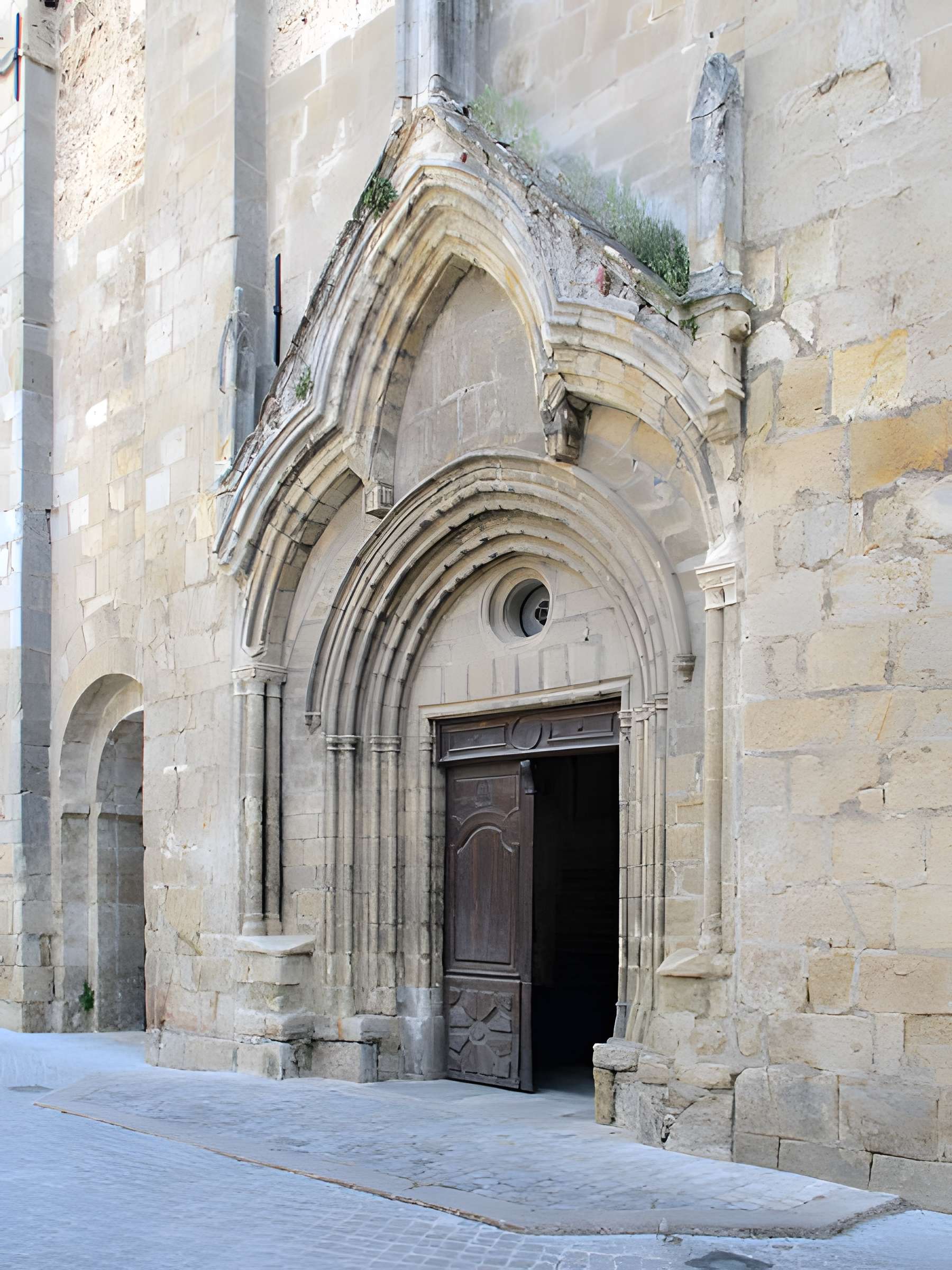 Église Saint-Pierre de Nant