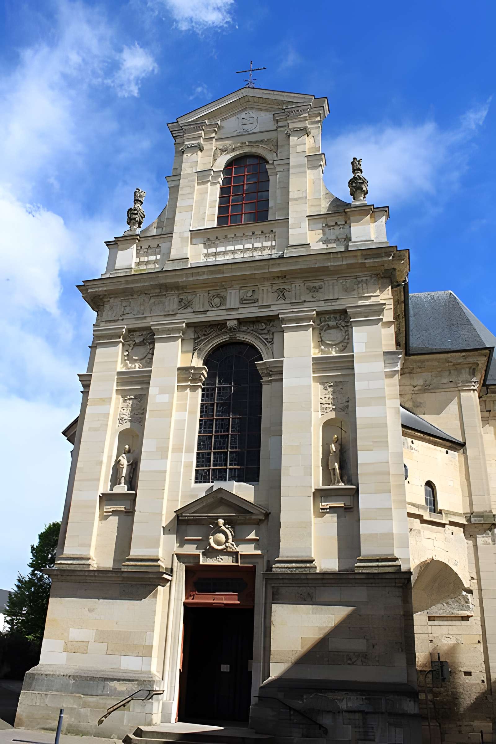 Église Saint-Pierre de Nevers