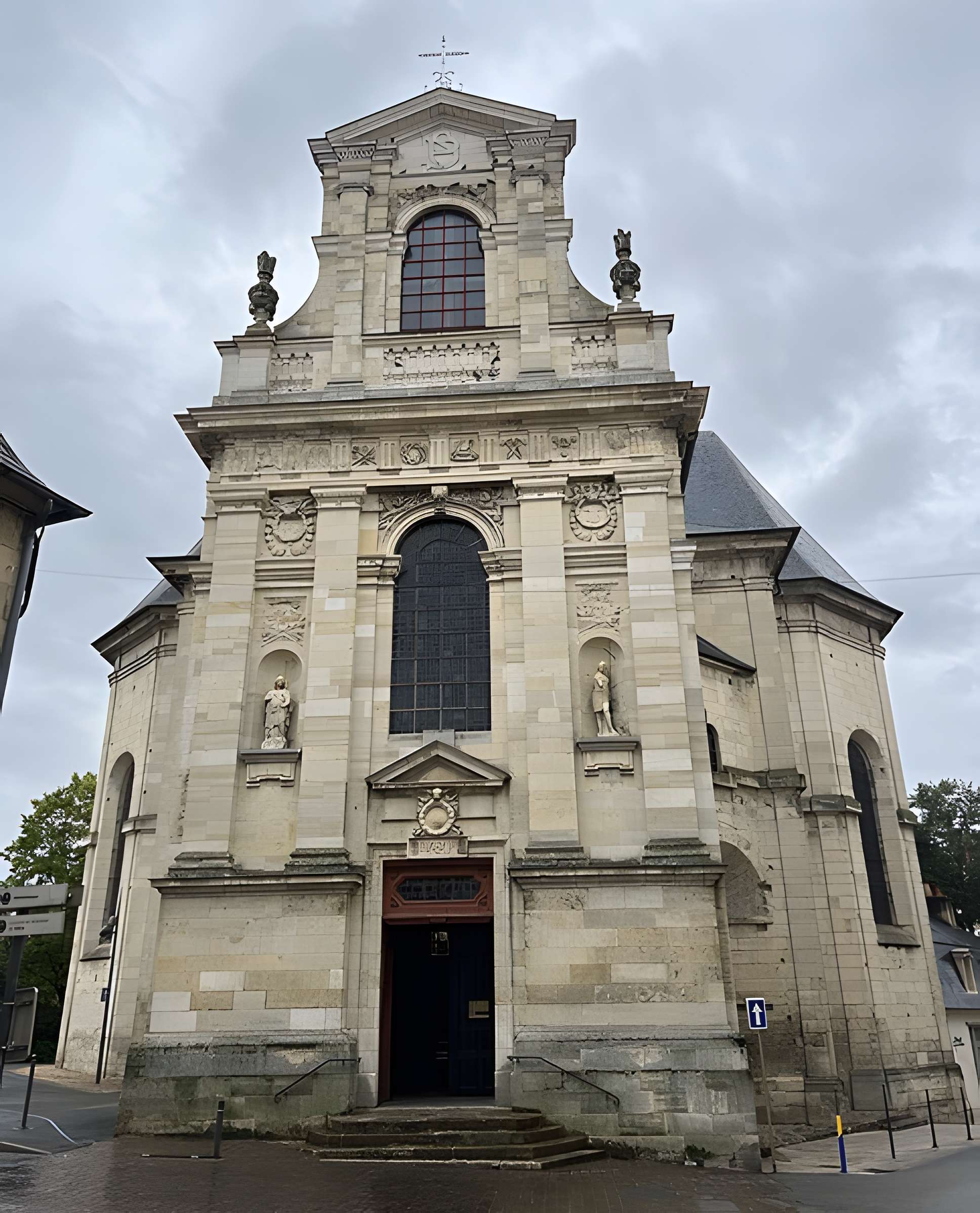 Église Saint-Pierre de Nevers
