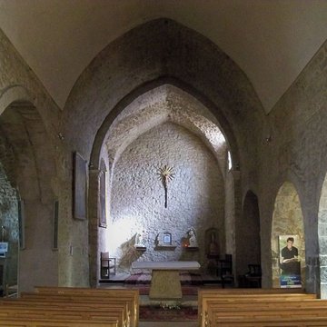 Église Saint-Pierre de Pierrevert