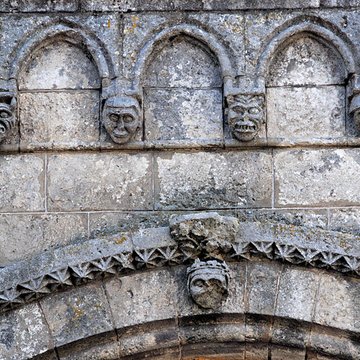 Église Saint-Pierre de Pont-lAbbé-dArnoult