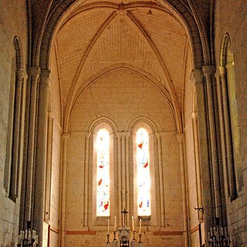 Église Saint-Pierre de Pont-lAbbé-dArnoult
