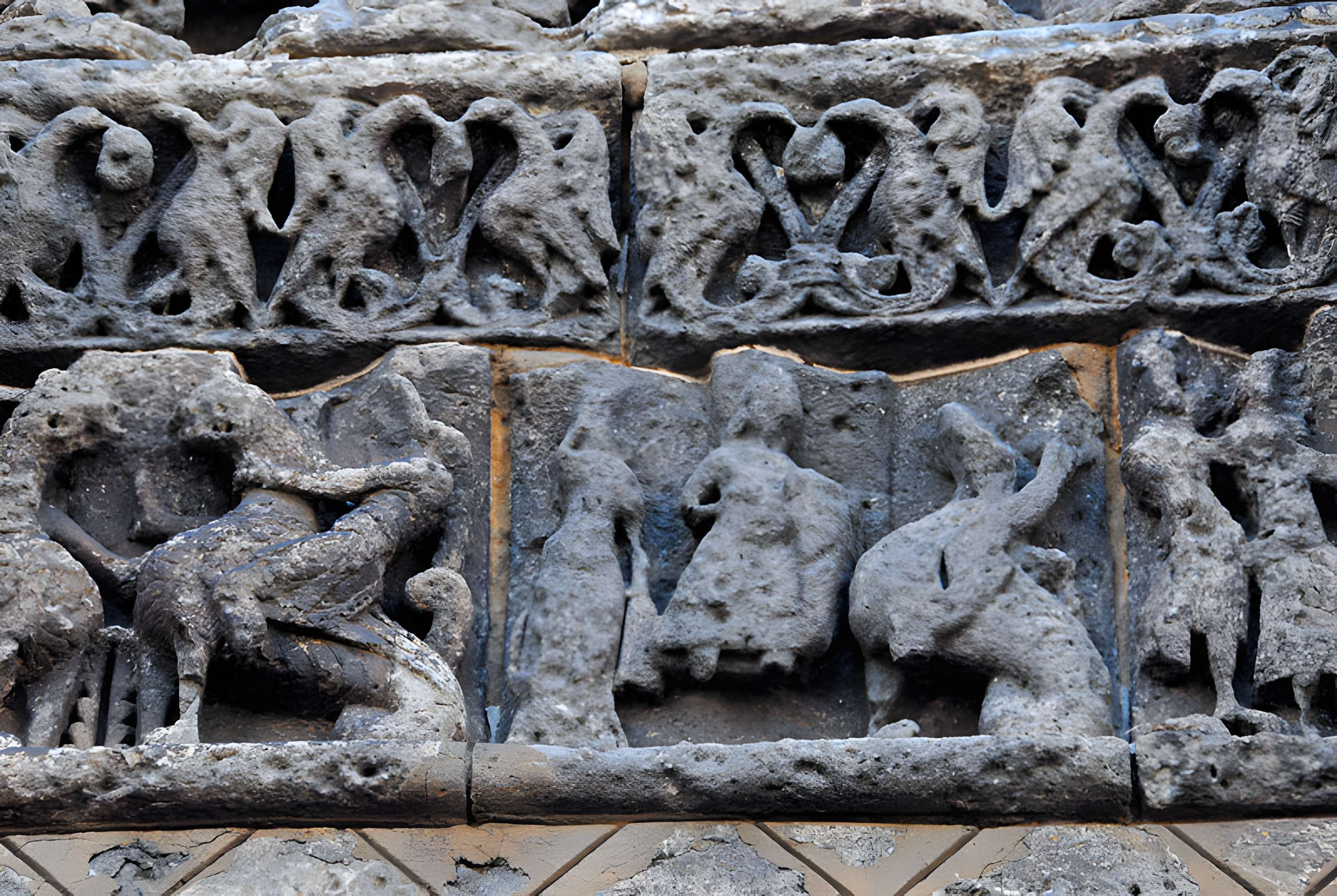 Église Saint-Pierre de Pont-l'Abbé-d'Arnoult