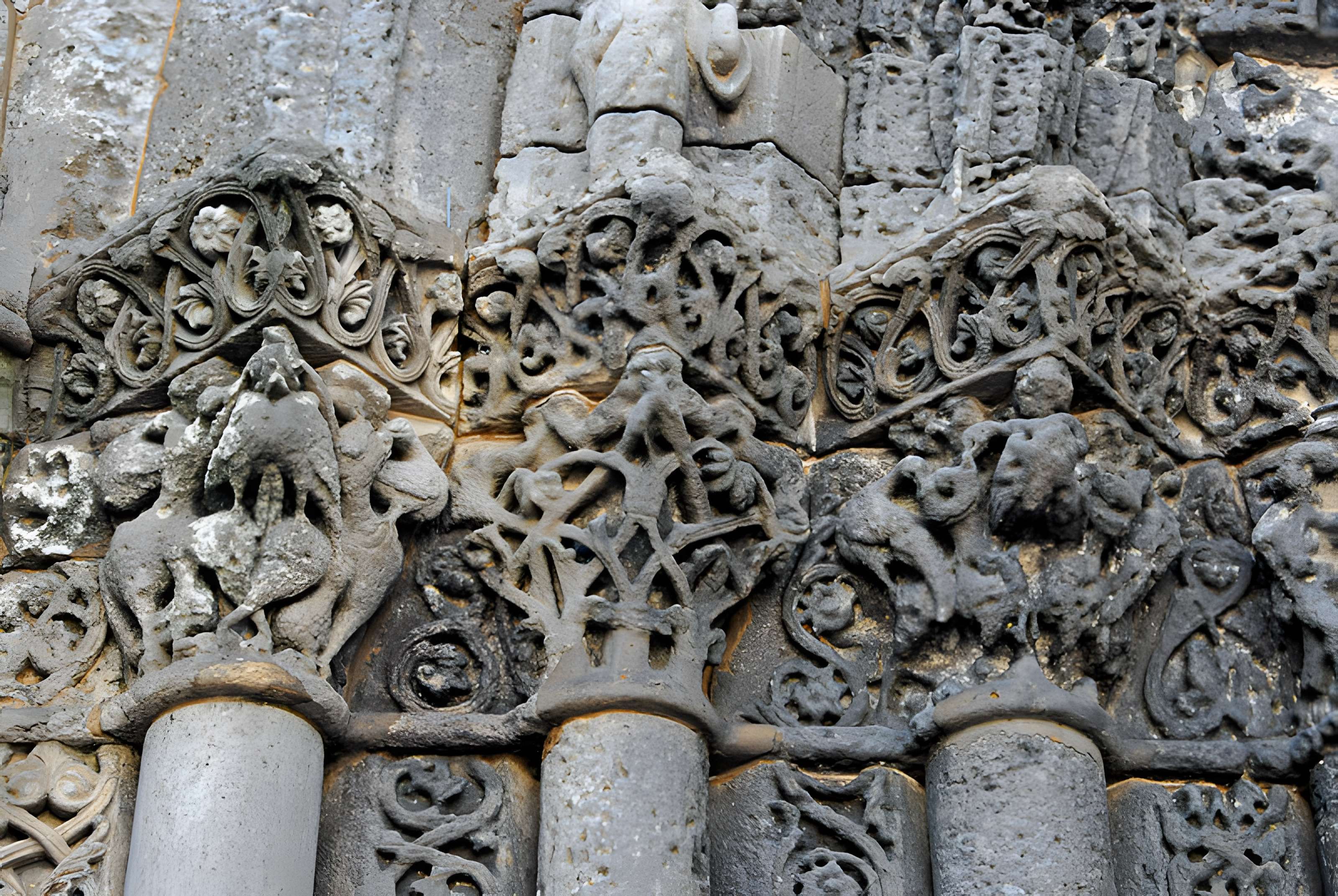 Église Saint-Pierre de Pont-l'Abbé-d'Arnoult