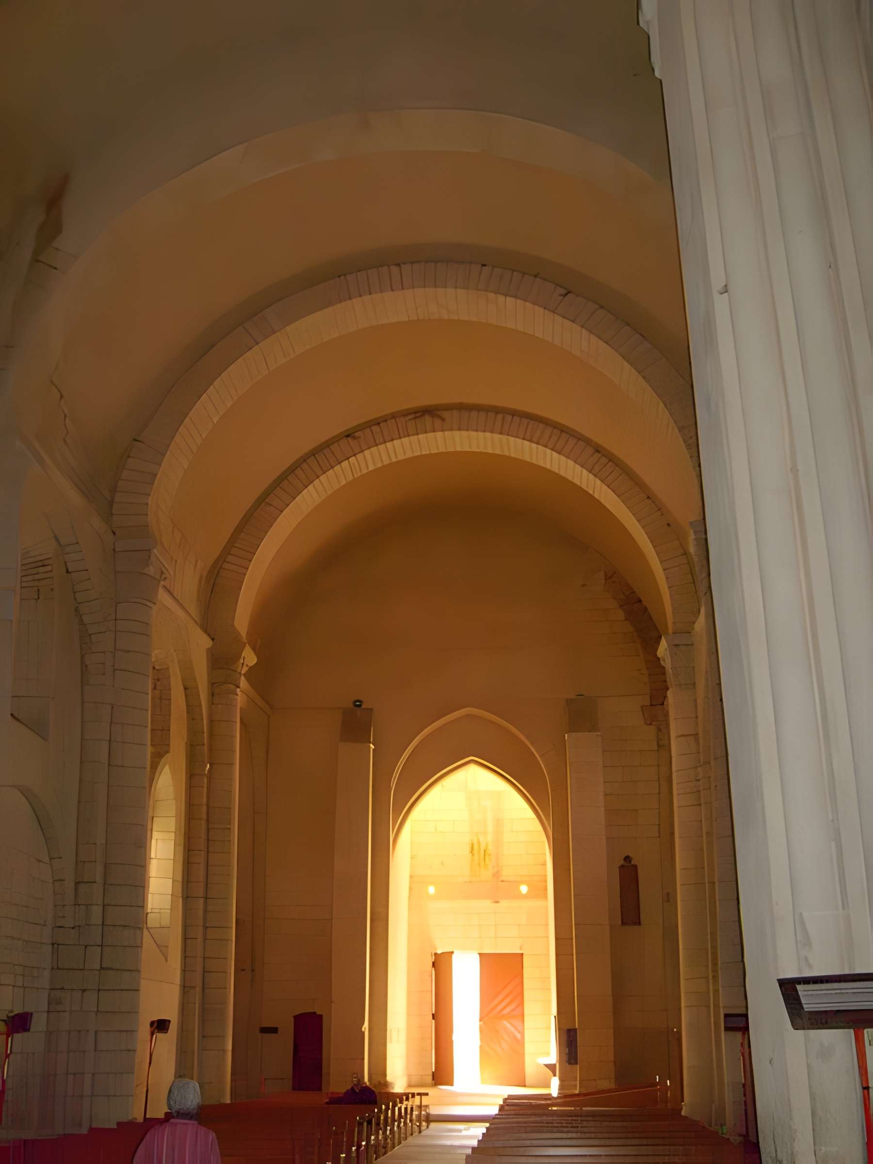 Église Saint-Pierre de Pont-l'Abbé-d'Arnoult
