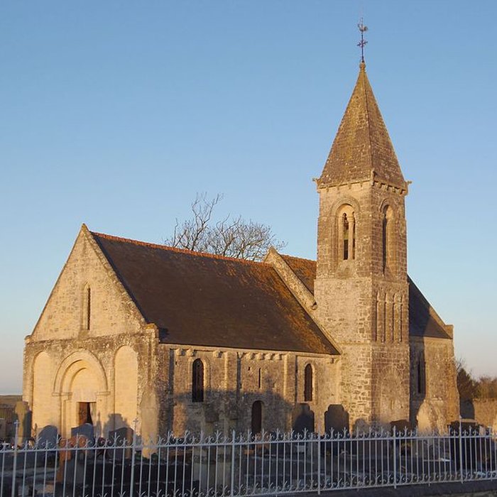 Photo de Église Saint-Pierre de Port-en-Bessin-Huppain