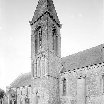 Église Saint-Pierre de Port-en-Bessin-Huppain
